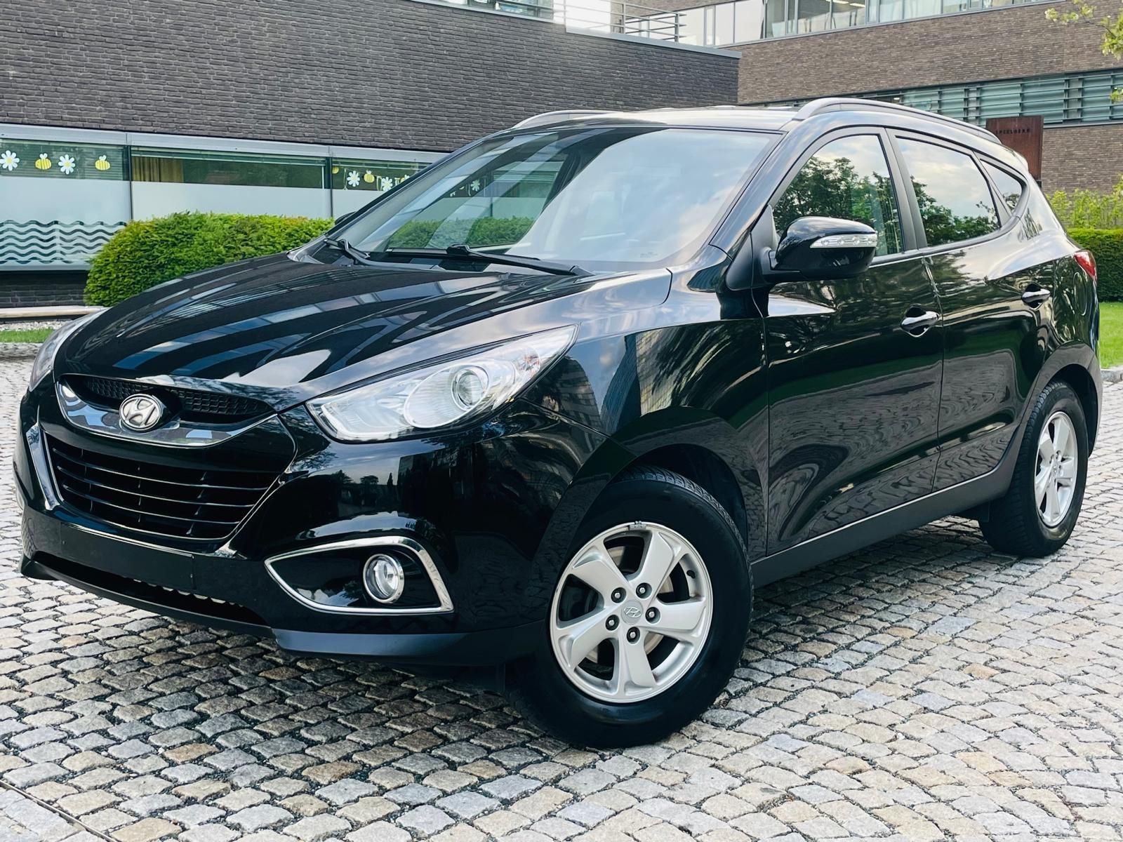 Hyundai ix35, 2.0i AUTOMAT VYHŘEV SERVISKA - fotka 2