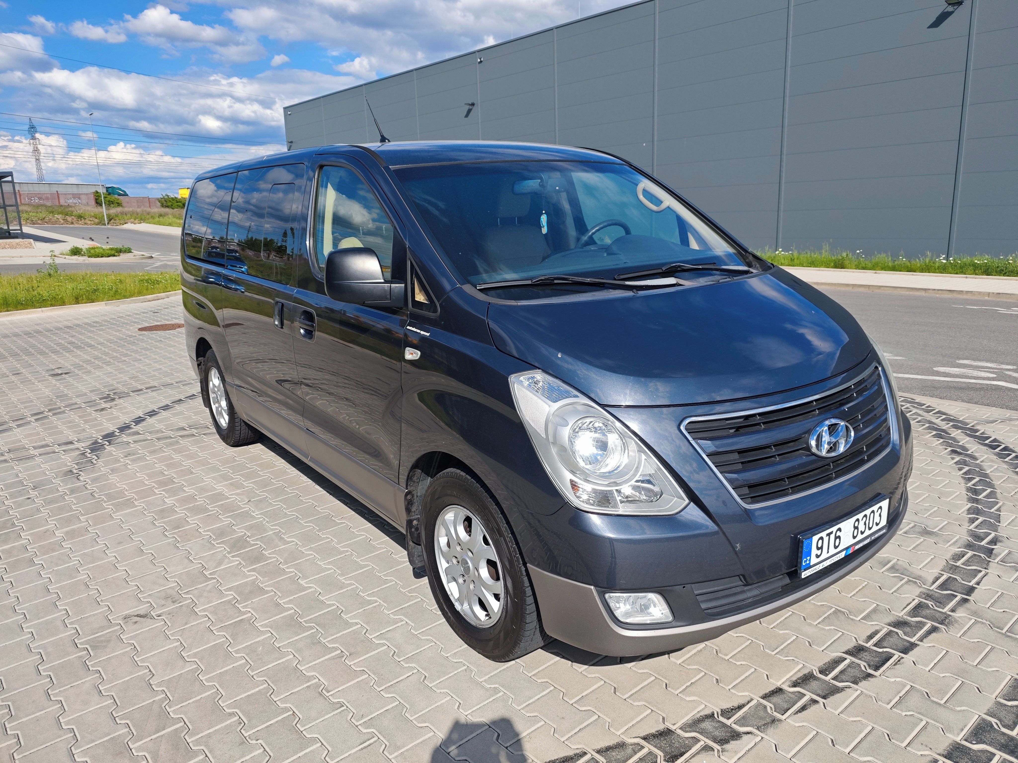 Hyundai H 1, Automat, 2.5crdi 125kw - fotka 4