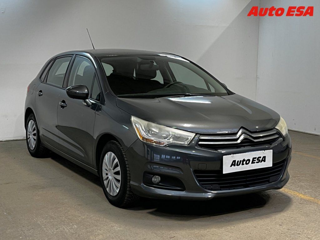 Citroën C4, 1.4 i,2.maj,AC,temp