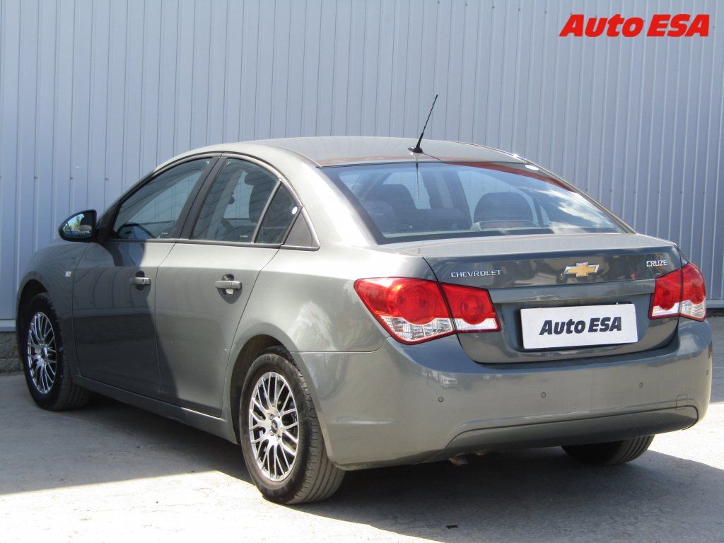 Chevrolet Cruze, 1.8i - fotka 6