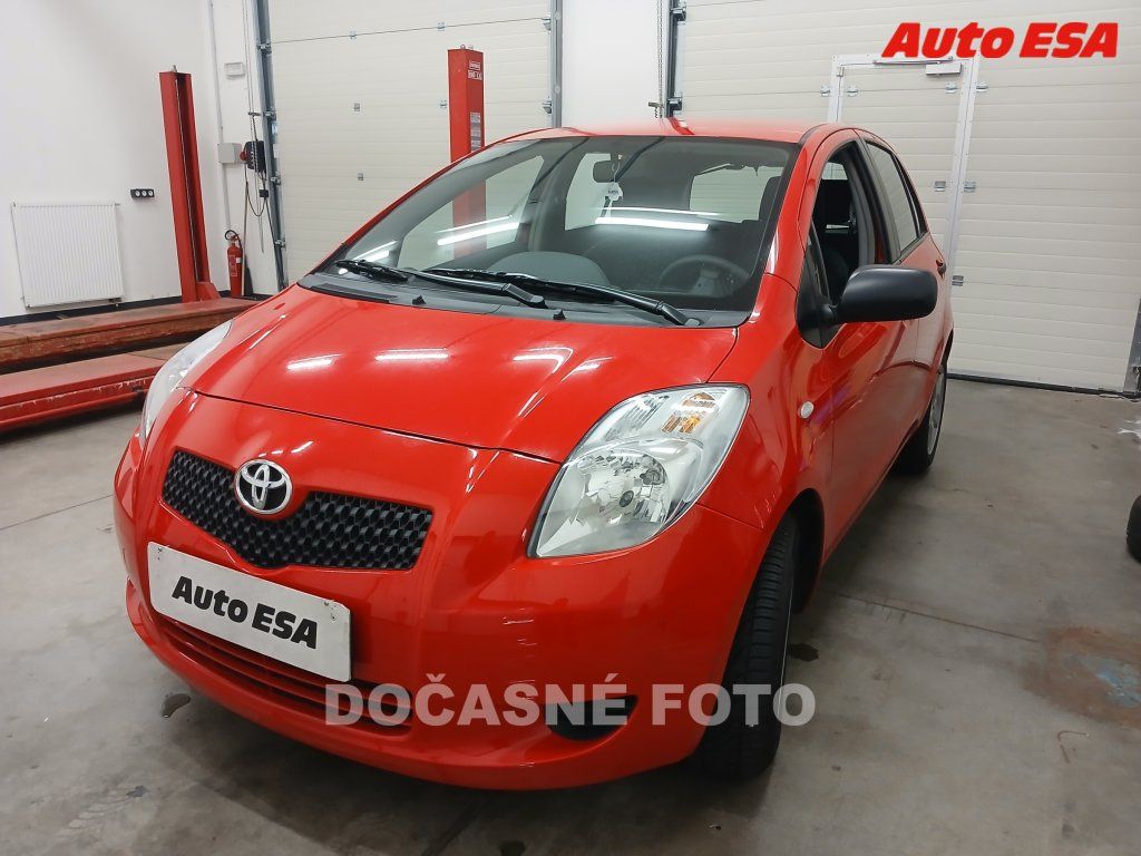 Toyota Yaris, 1.3,1.maj,ČR,AC