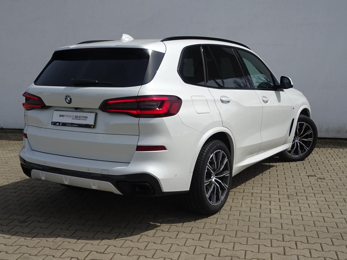 BMW X5, xDrive30d - fotka 3