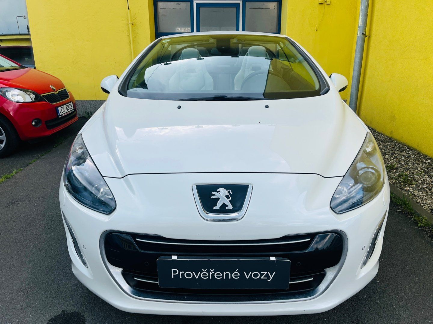 Peugeot 308, 1.6 i BENZÍN 115 kW CABRIO - fotka 2