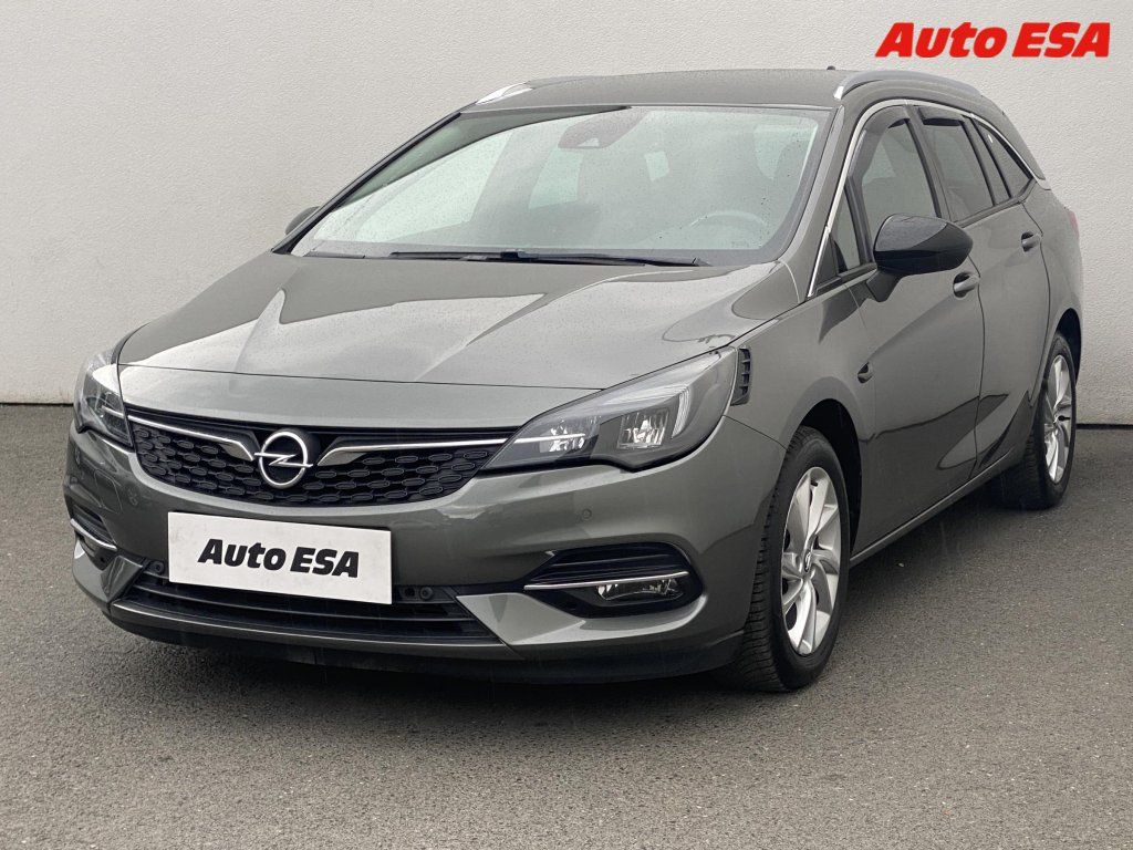 Opel Astra, 1.2 SportTourer,Sport - fotka 3