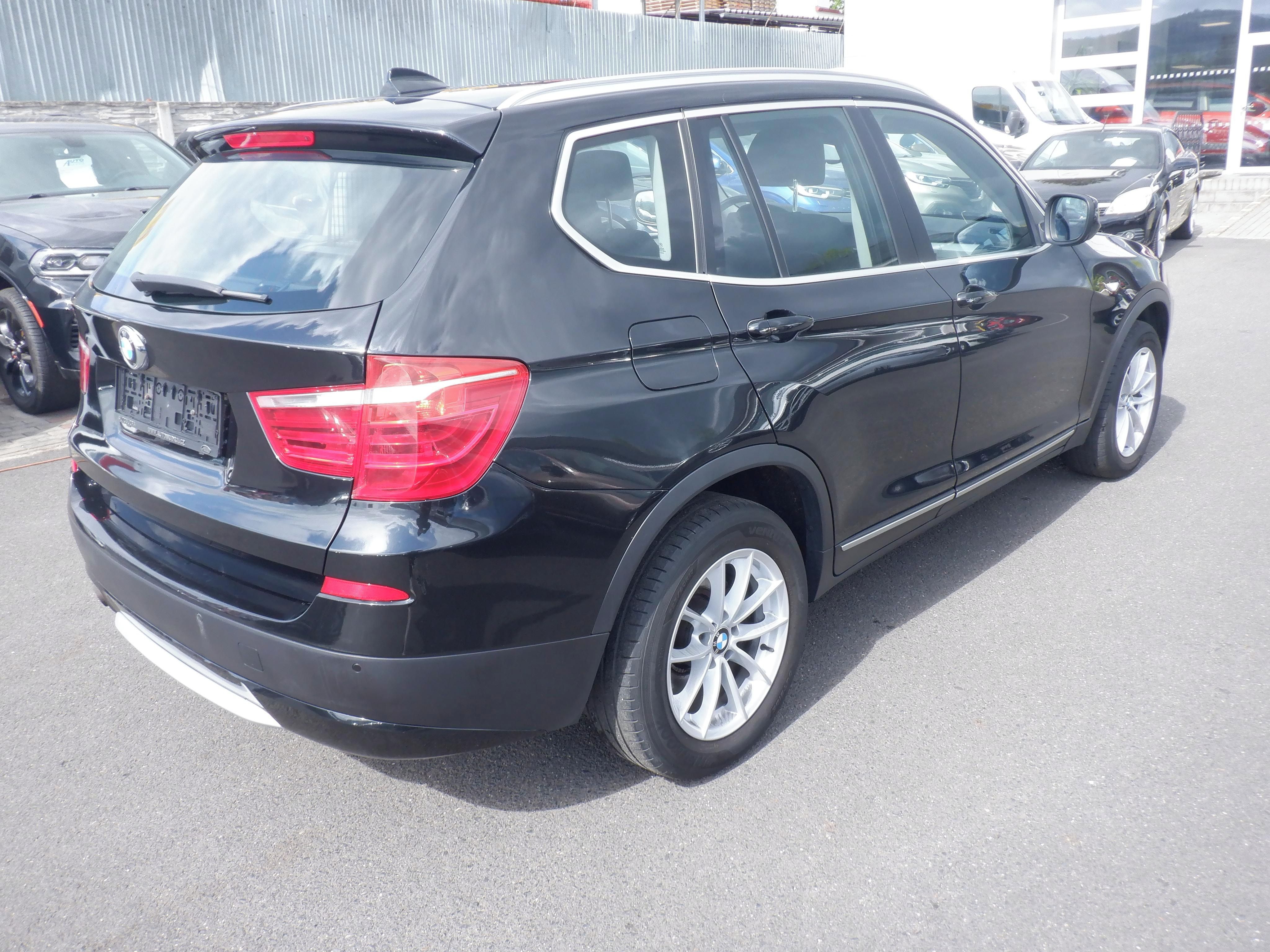 BMW X3, 2.0d xDrive,135kW,1.majitel!! - fotka 5