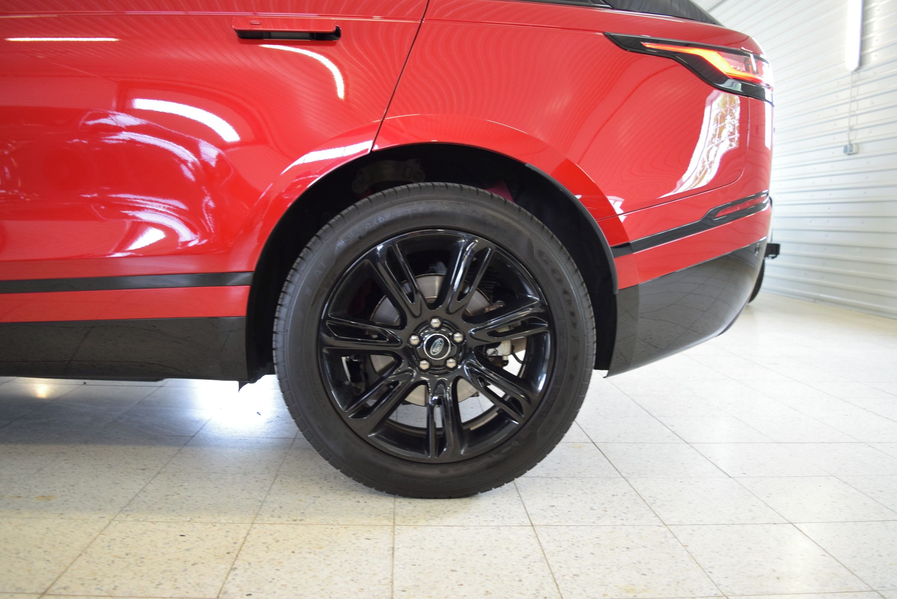 Land Rover Range Rover Velar, 3.0L R-DYNAMIC 294 kW ZÁRUKA - fotka 6