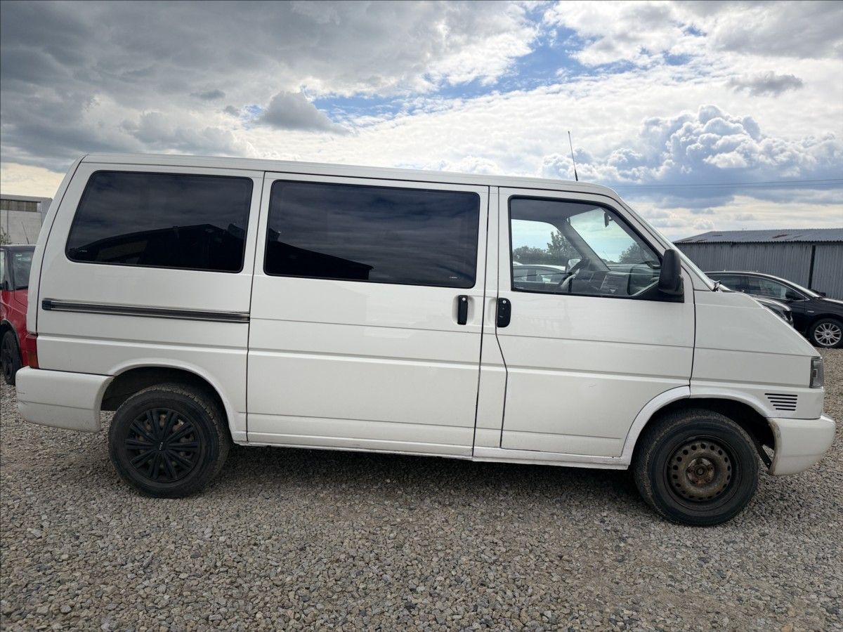 Volkswagen Transporter, 2,5 TDI 9MÍST - fotka 4