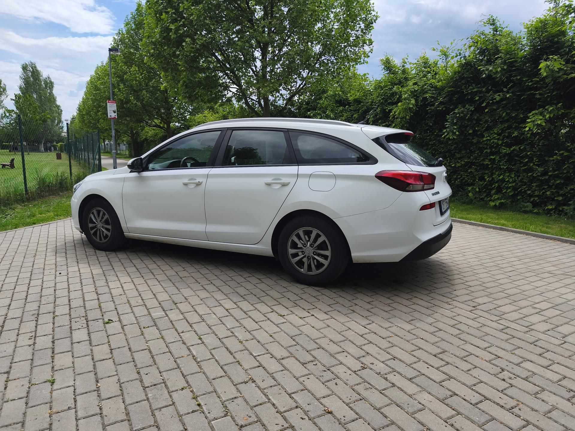 Hyundai i30, 1.0 T -Gdi 88Kw Kombi - fotka 5