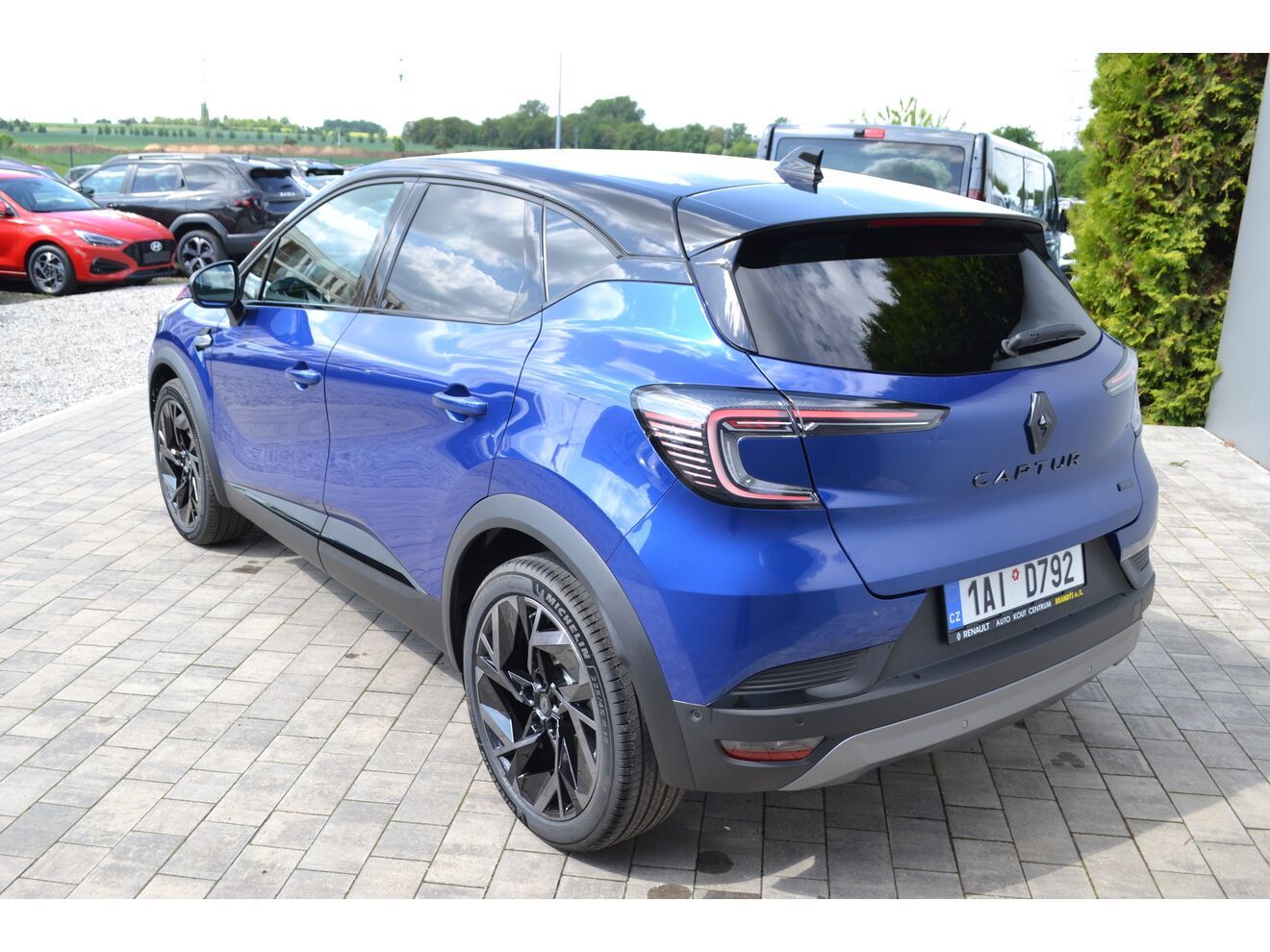 Renault Captur, ESPRIT ALPINE E-Tech full hybr - fotka 3