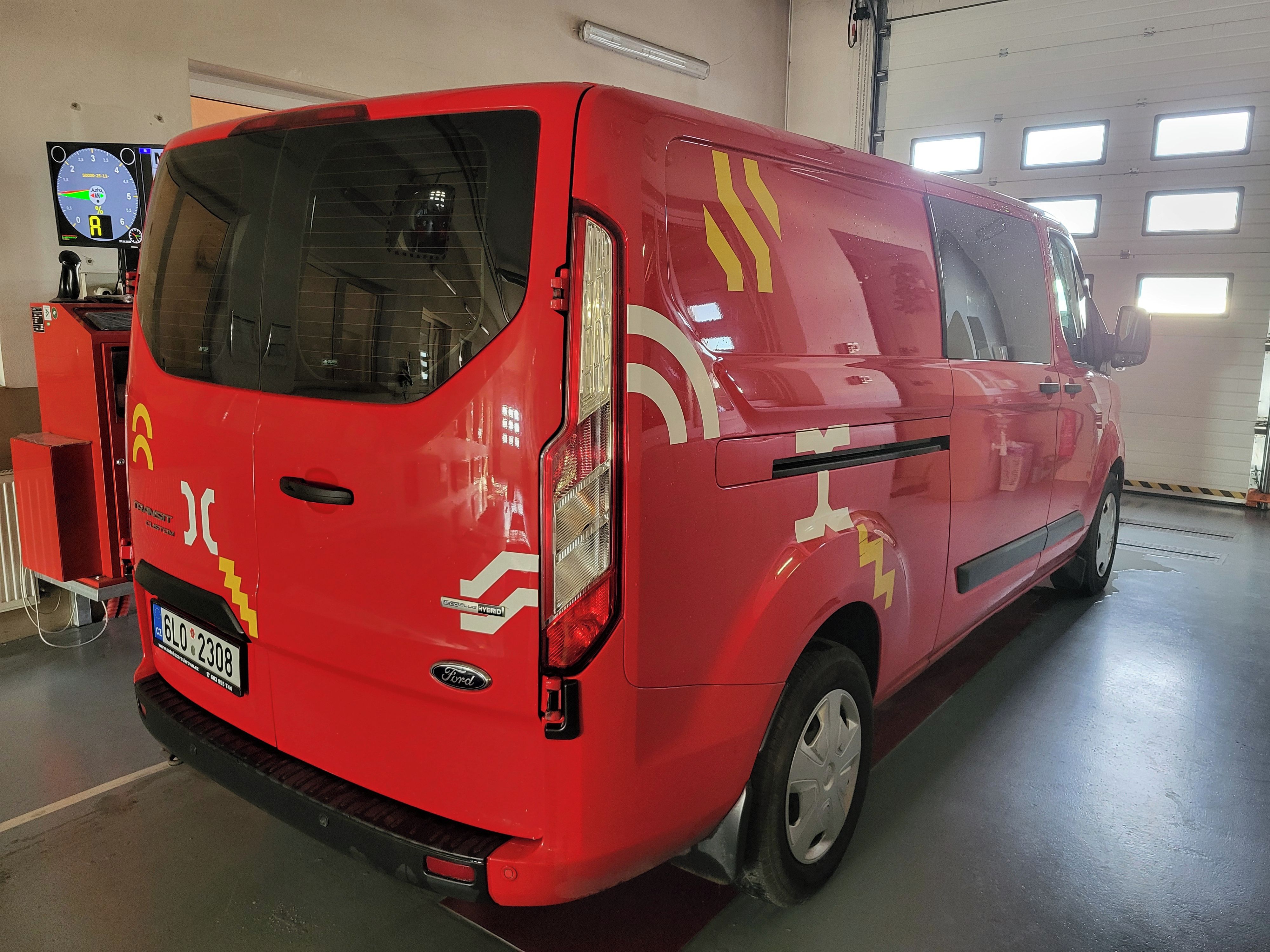 Ford Transit Custom, koupeno v ČR, prav. servis FOR - fotka 5