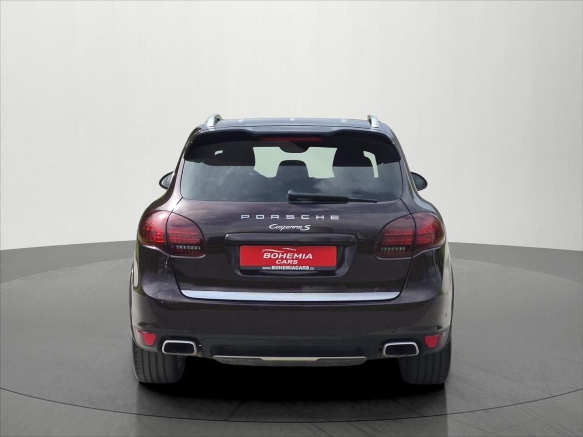 Porsche Cayenne, 4,2 TDi V8 S 281 KW 4x4 ČR - fotka 6