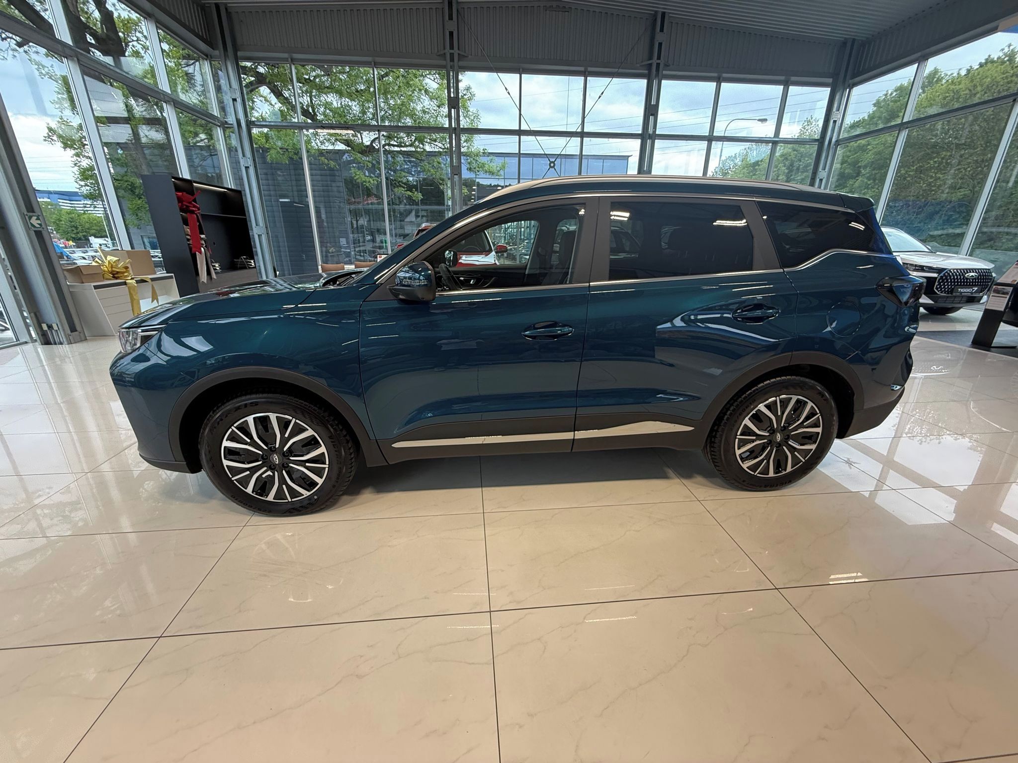 Chery Tiggo 7 PHEV, FAMILY EDITION 1.5 TGDI PHEV - fotka 4