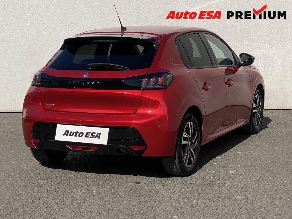 Peugeot 208, 1.2,Allure - fotka 4