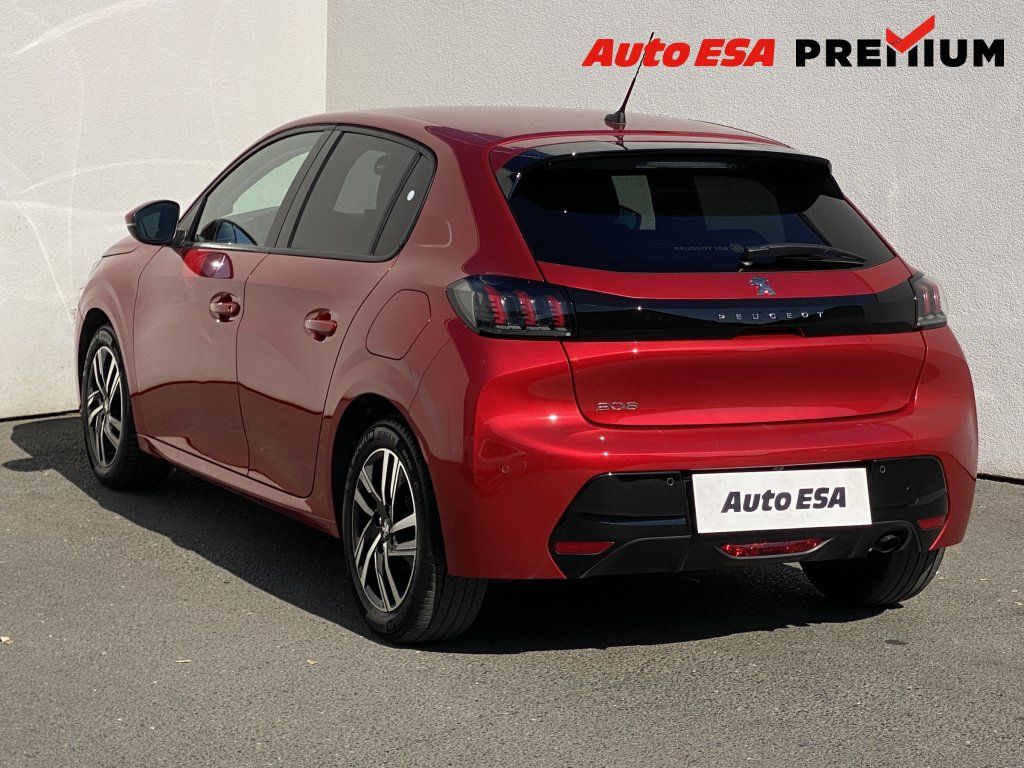 Peugeot 208, 1.2,Allure - fotka 6