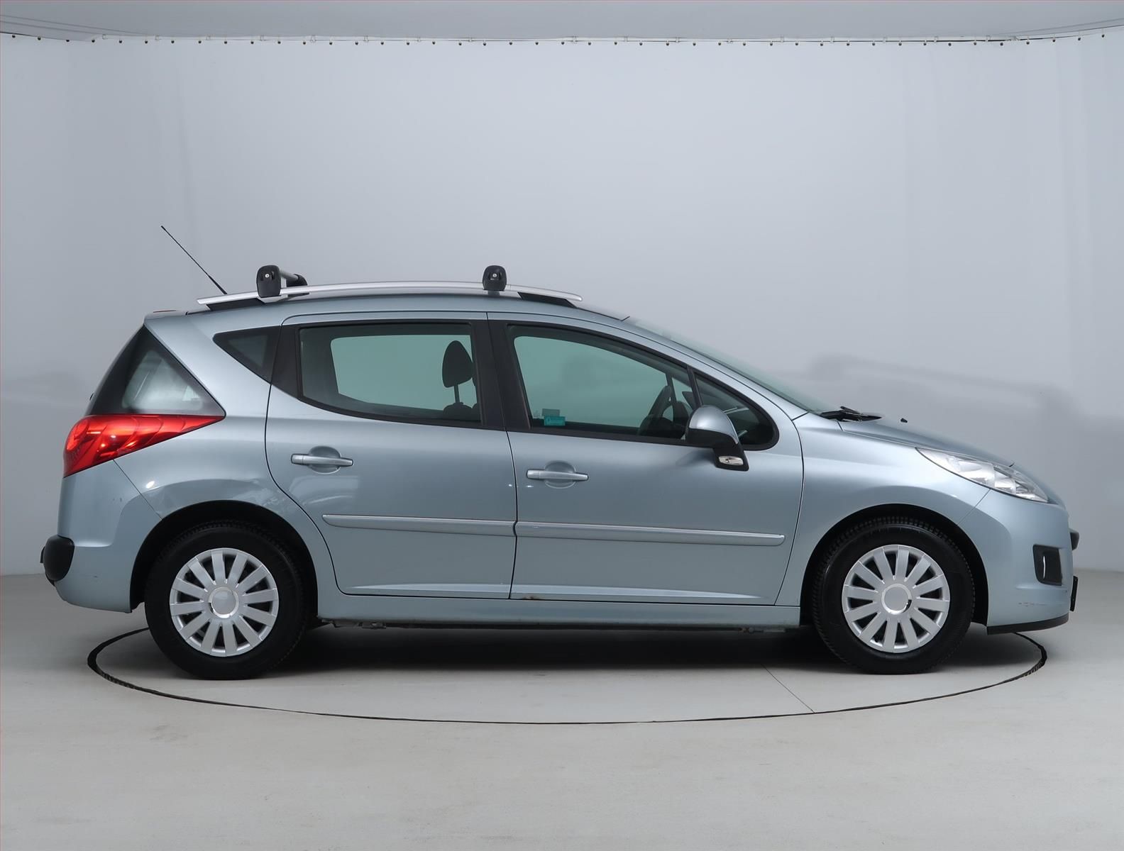 Peugeot 207, 1.4 VTi, Serv.kniha, po STK - fotka 6