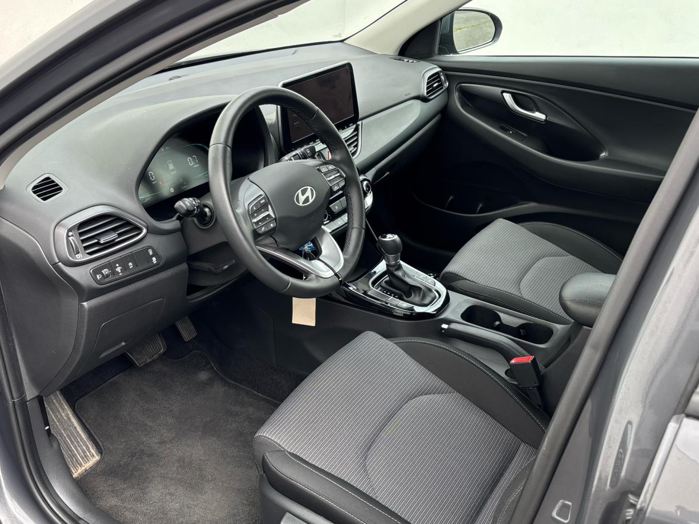 Hyundai i30, 1.5 T-GDI / 103 kW Smart DCT - fotka 6