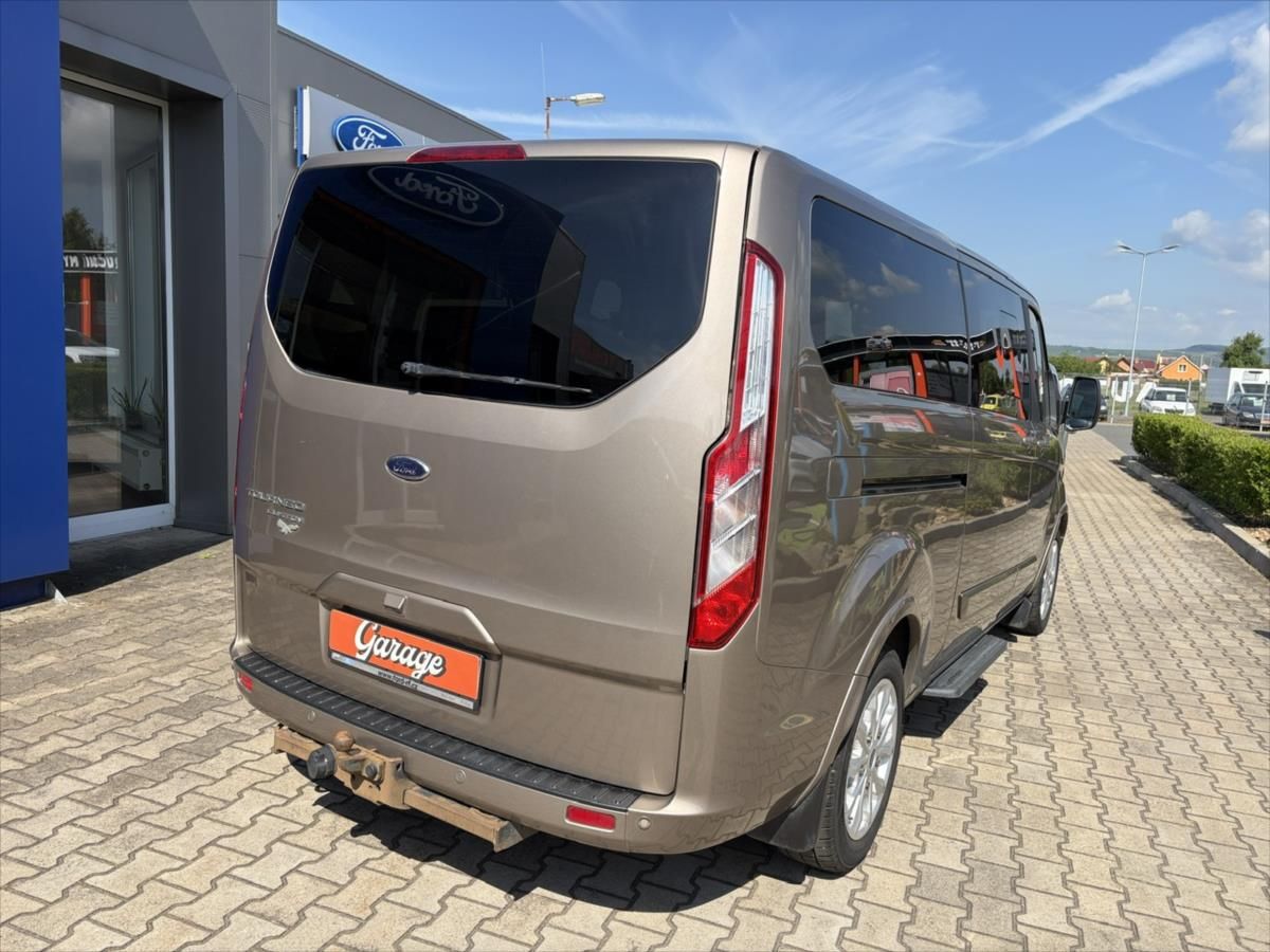 Ford Tourneo Custom, 2,0 EcoBlue  Titanium - fotka 4