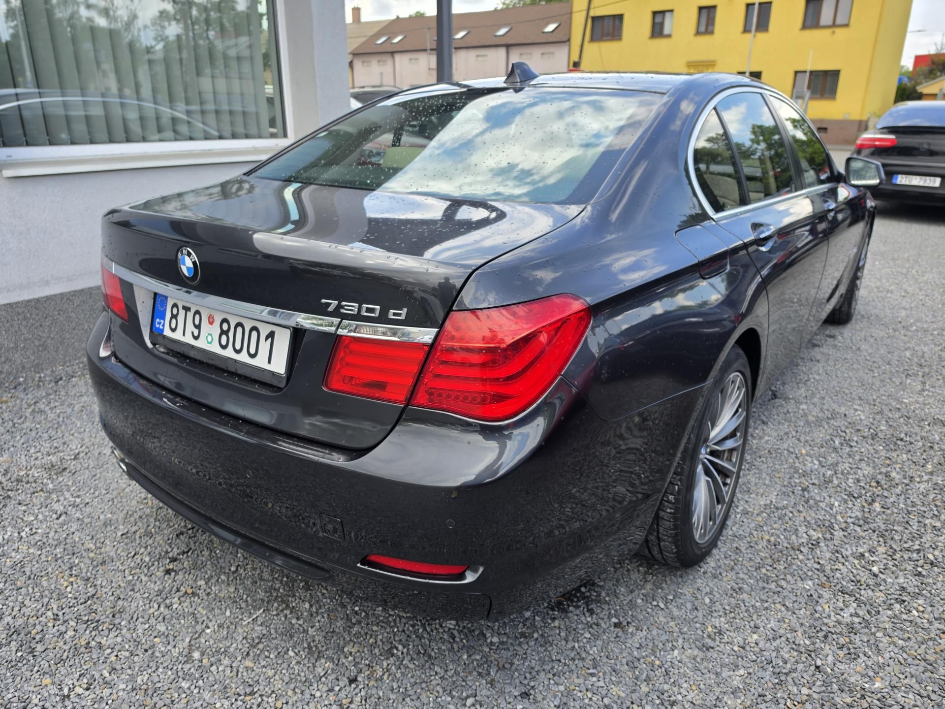 BMW Řada 7, 730d - fotka 4