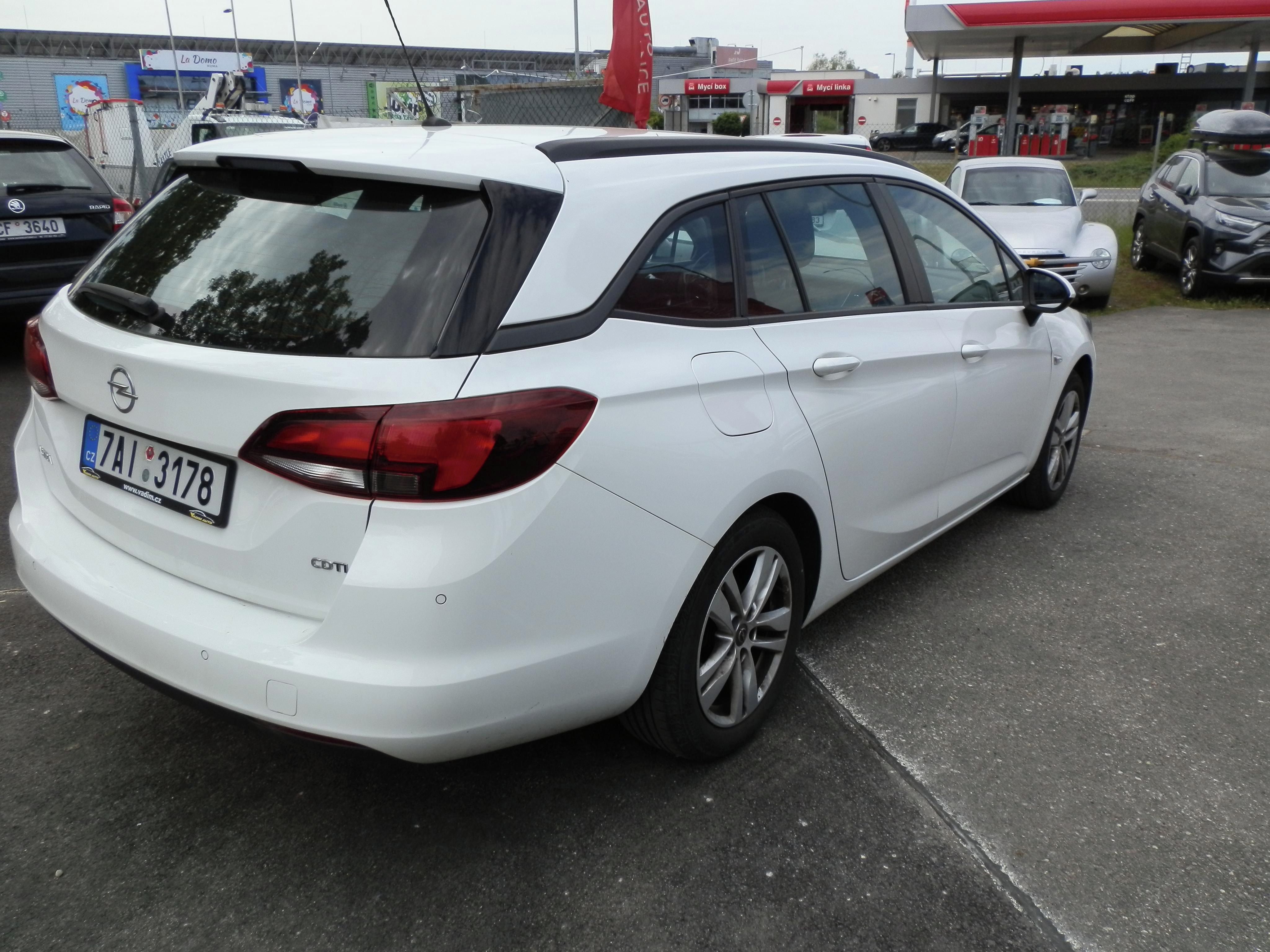 Opel Astra, 1,6 CDTi - nové rozvody,spojka - fotka 6