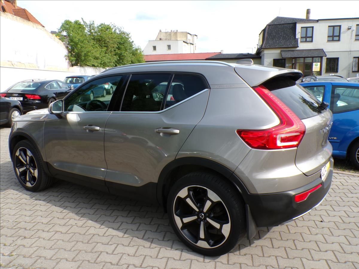 Volvo XC40, 2,0 D3  INSCRIPTION - fotka 6