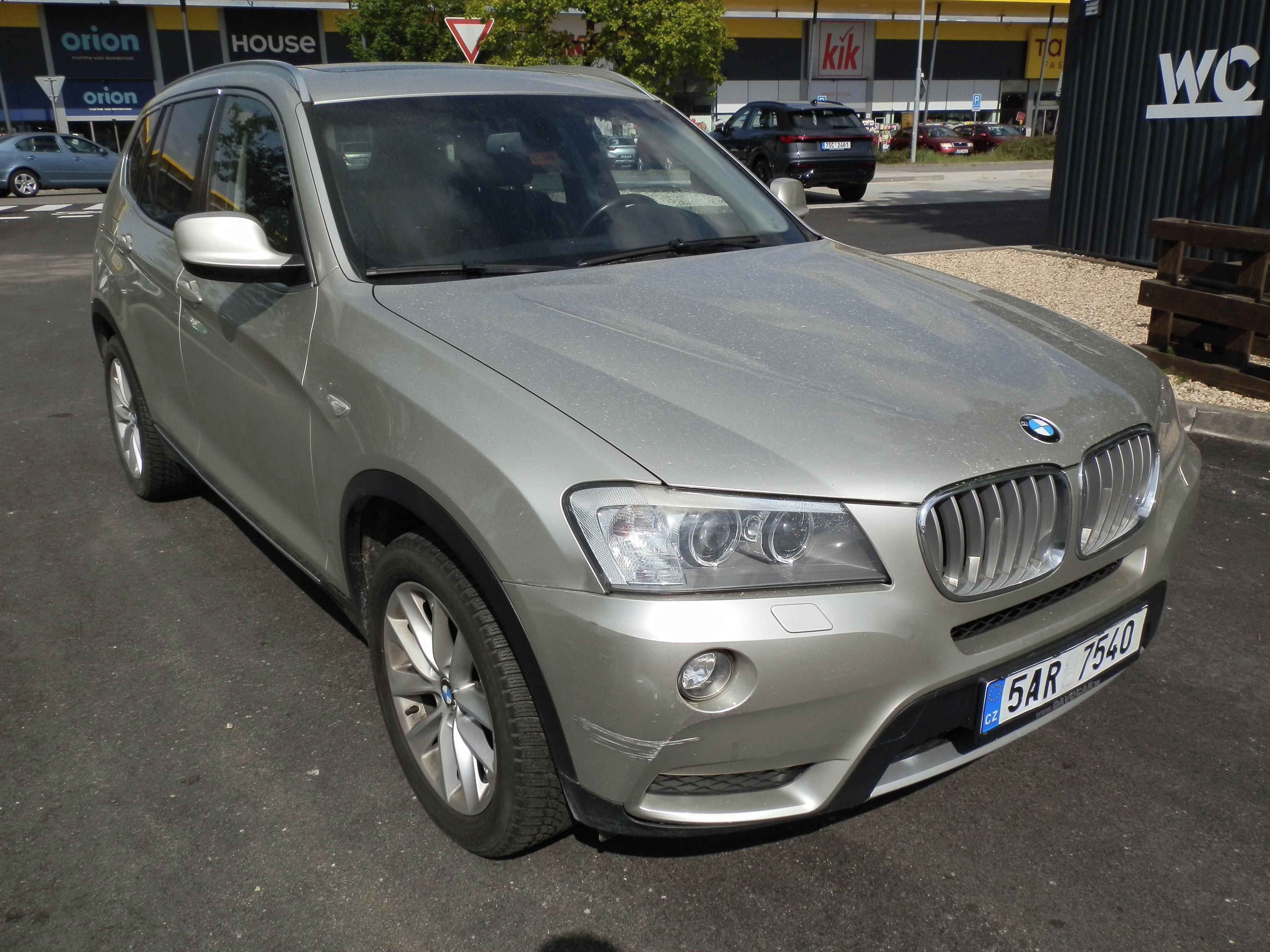 BMW X3, XDRIVE 20D - fotka 3