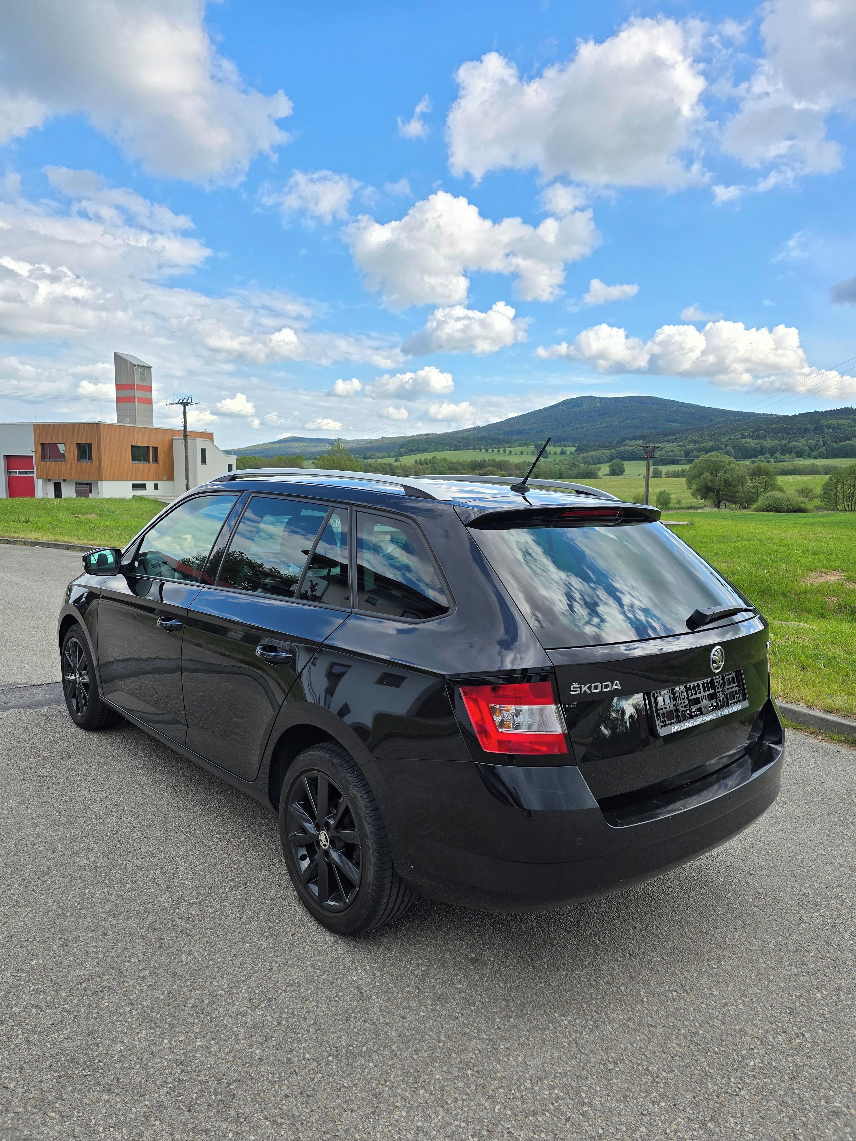 Škoda Fabia, 1.2 TSI Style Combi TAŽNÉ - fotka 5