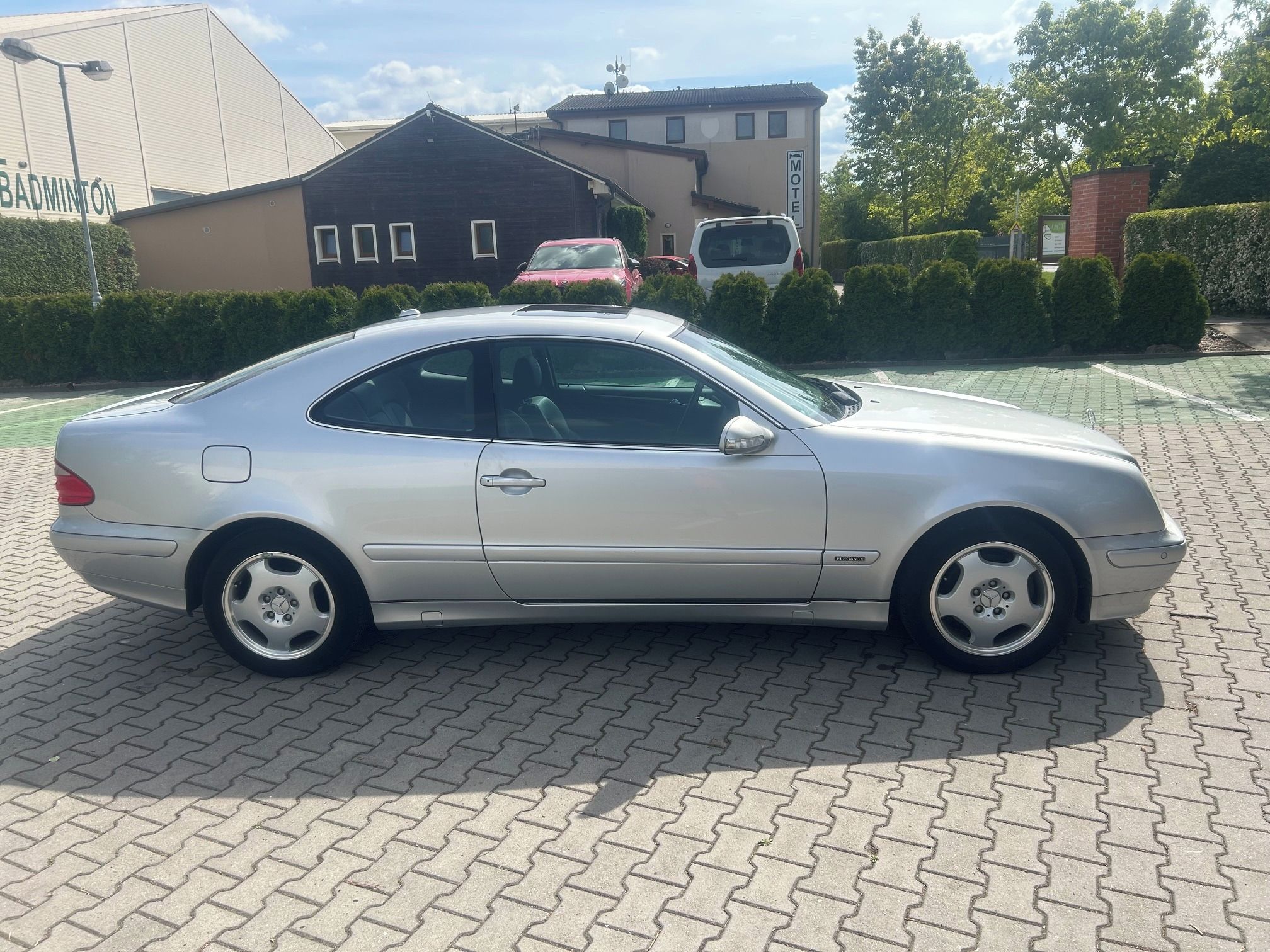 Mercedes-Benz CLK, 320 coupé - fotka 3
