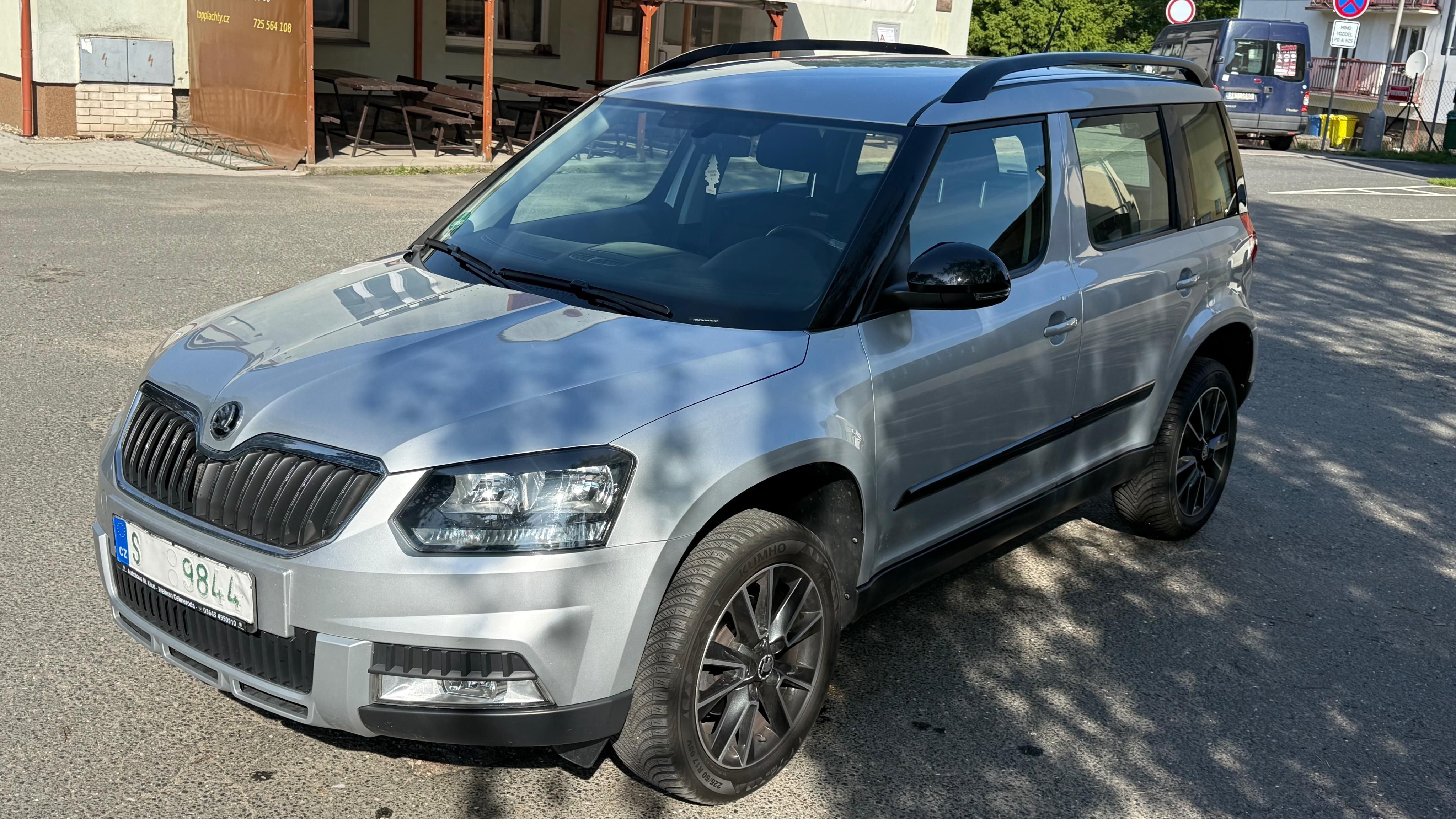 Škoda Yeti, 1.2TSi 81Kw Black Outdoor, pln - fotka 2