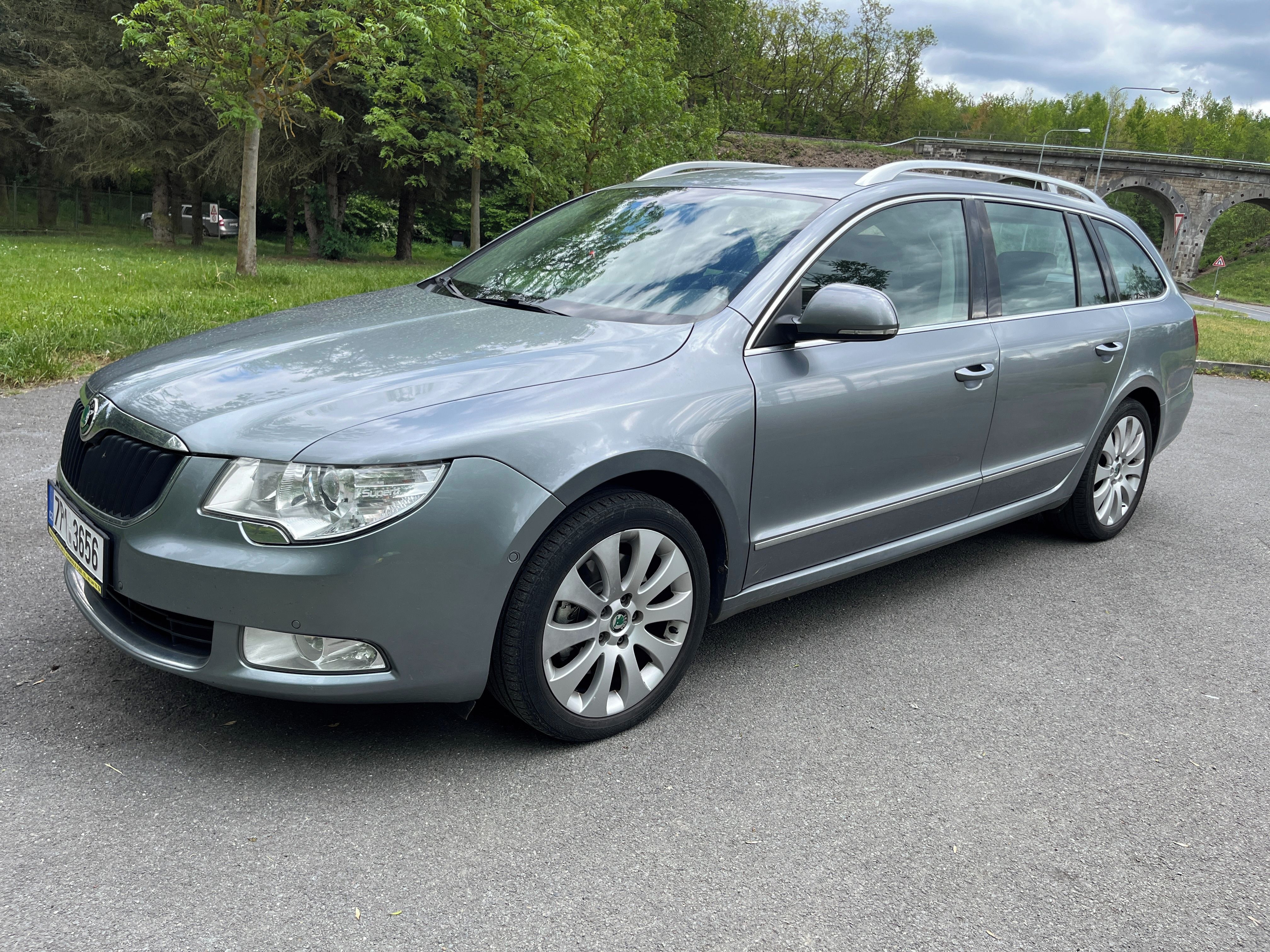 Škoda Superb, 2.0tdi 103kw dsg 177.000km