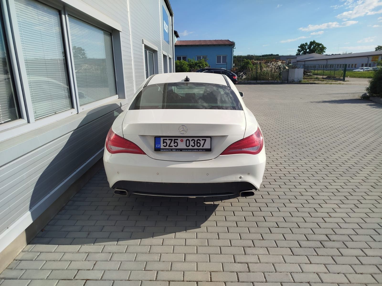 Mercedes-Benz CLA, Mercedes CLA nebouraný - fotka 2