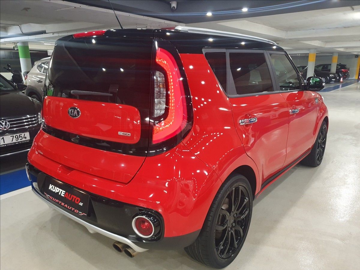 Kia Soul, 1,6 i Automat!  MAX VÝBAVA - fotka 4