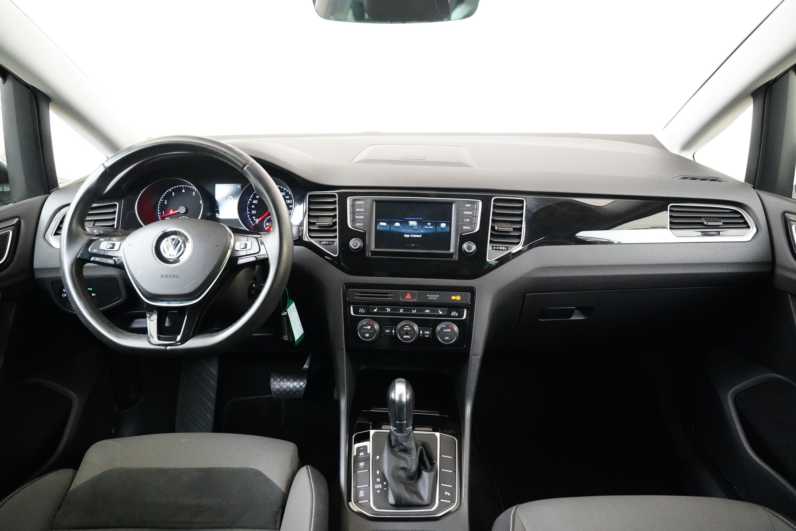 Volkswagen Golf Sportsvan, 1.4 TSI 92 kW Highline - fotka 6