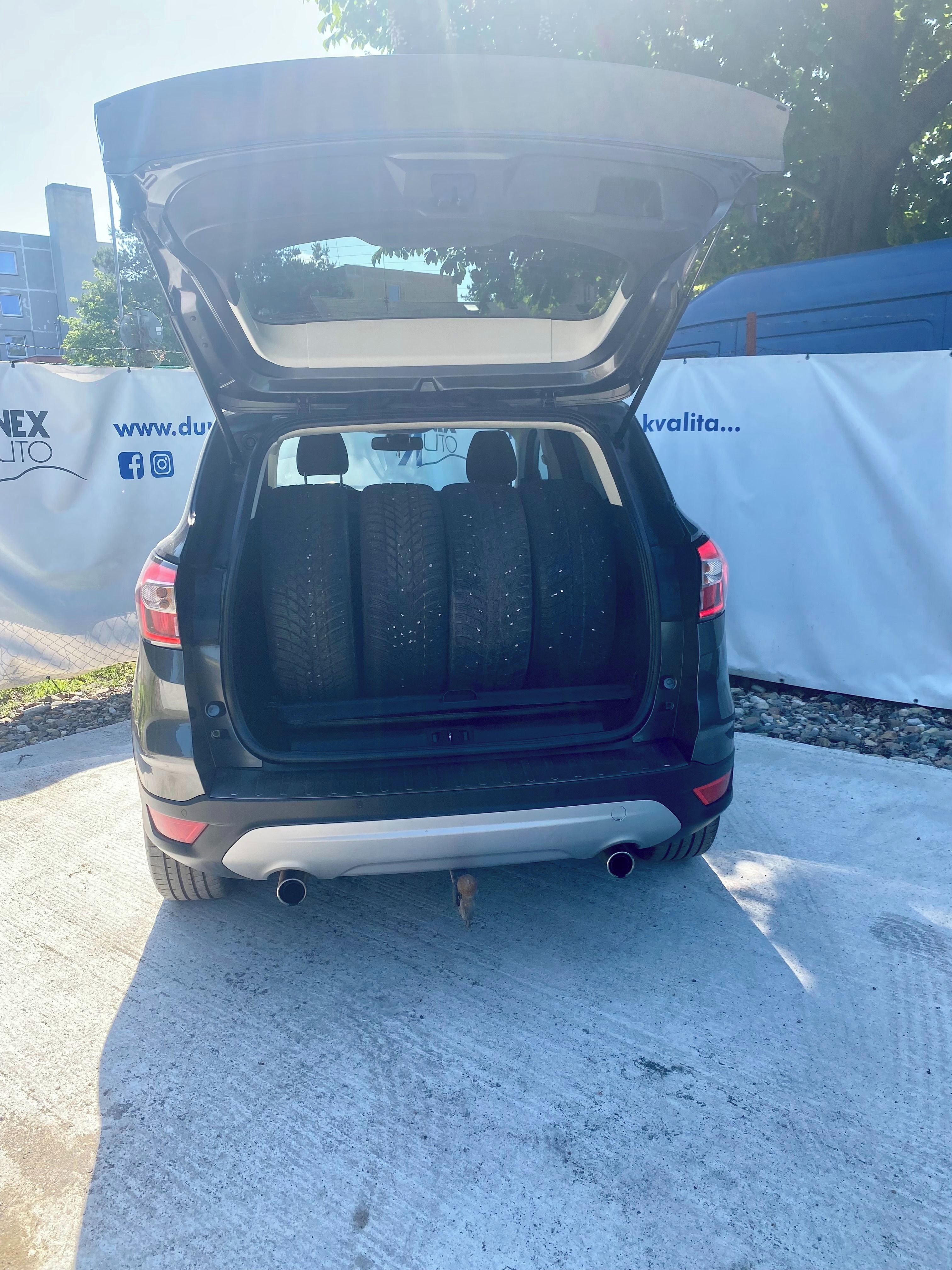 Ford Kuga, 4x4, 1.5, 134kW, AUTOMAT - fotka 5