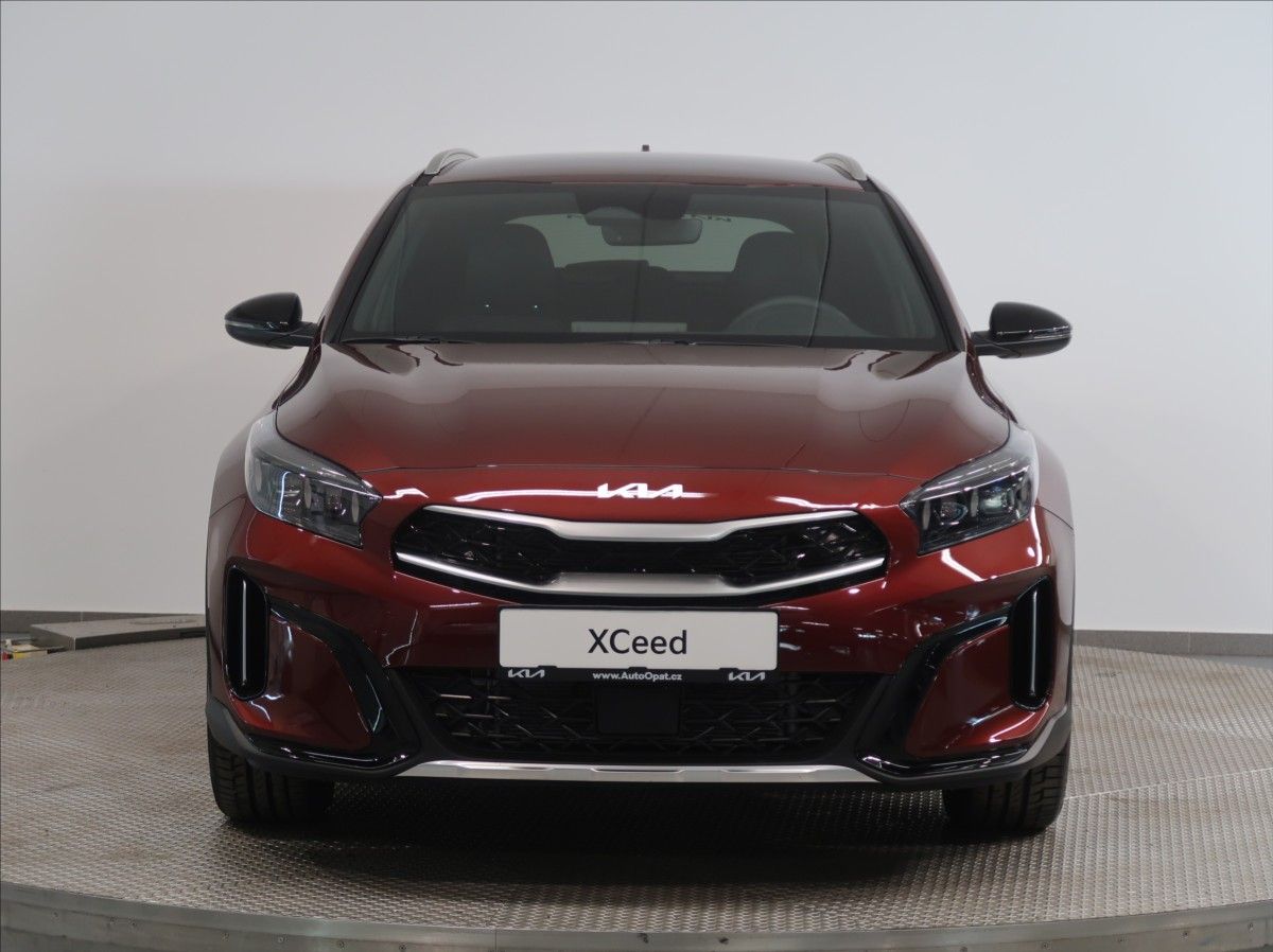 Kia XCee´d, 1,6 T-GDi 7DCT  STEEL EDITION - fotka 4