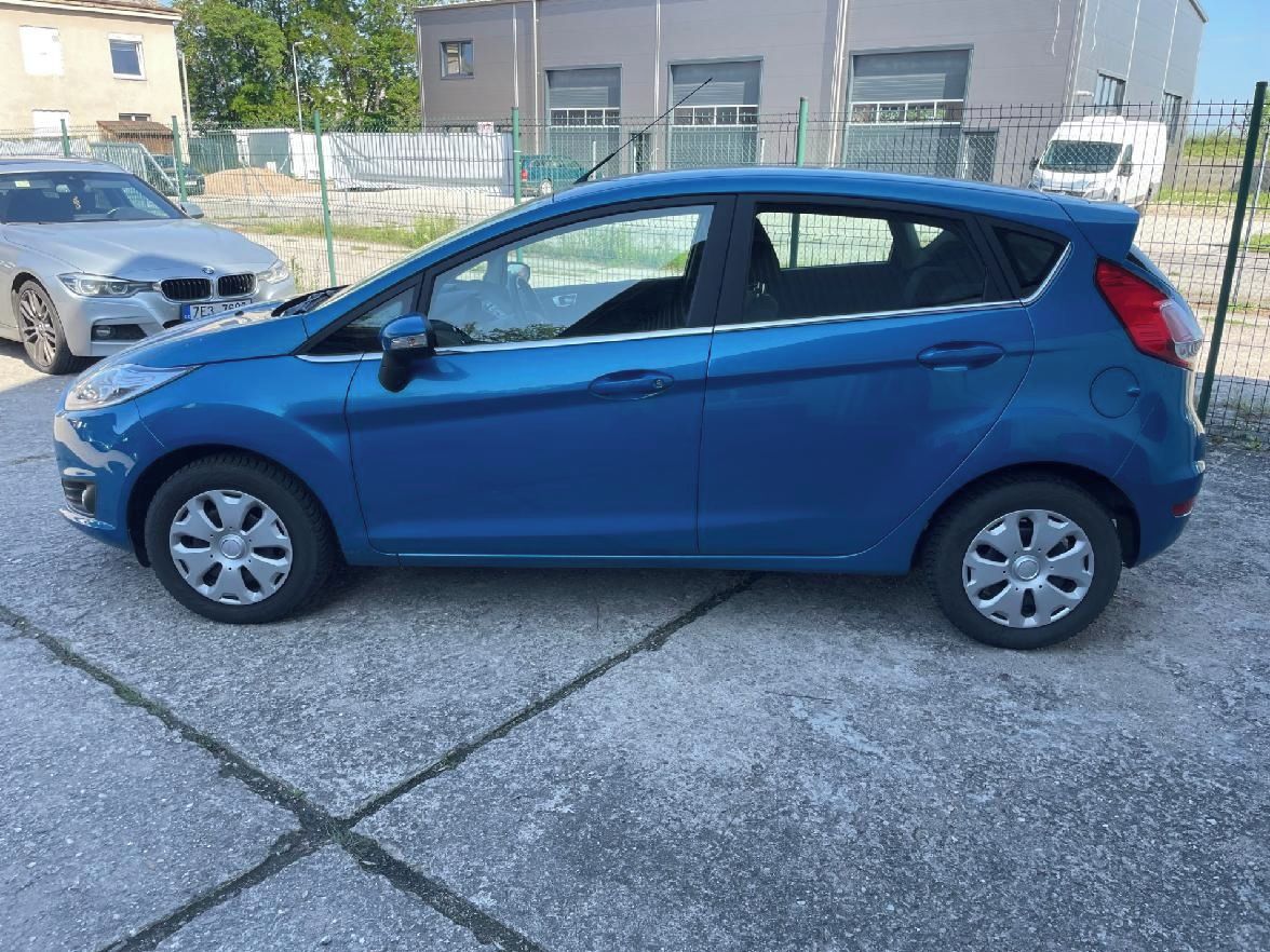 Ford Fiesta, 1,0EcoBoost-74kw-najeto 19 600 - fotka 5