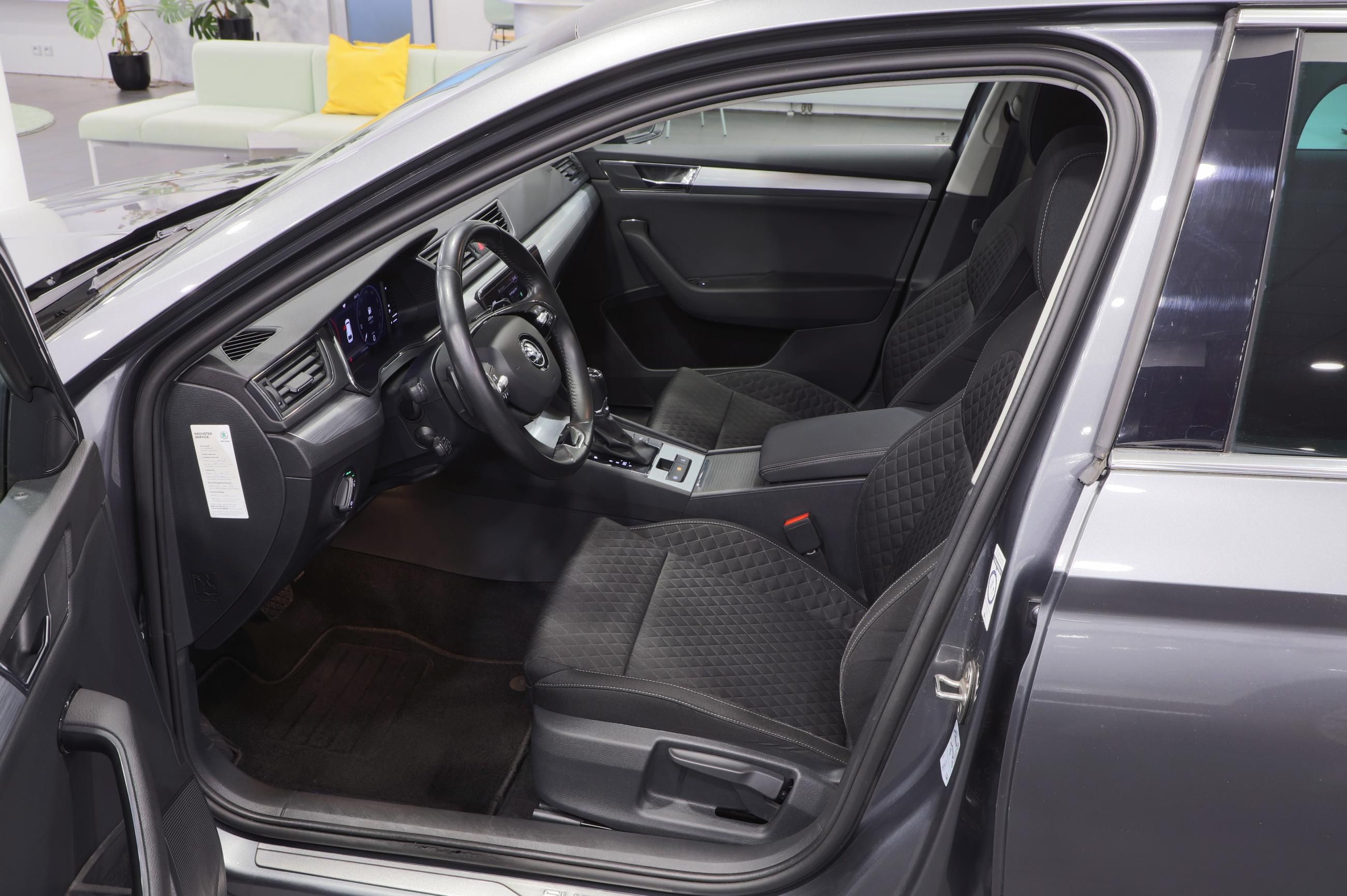 Škoda Superb, TDI 110kW DSG / Webasto - fotka 5