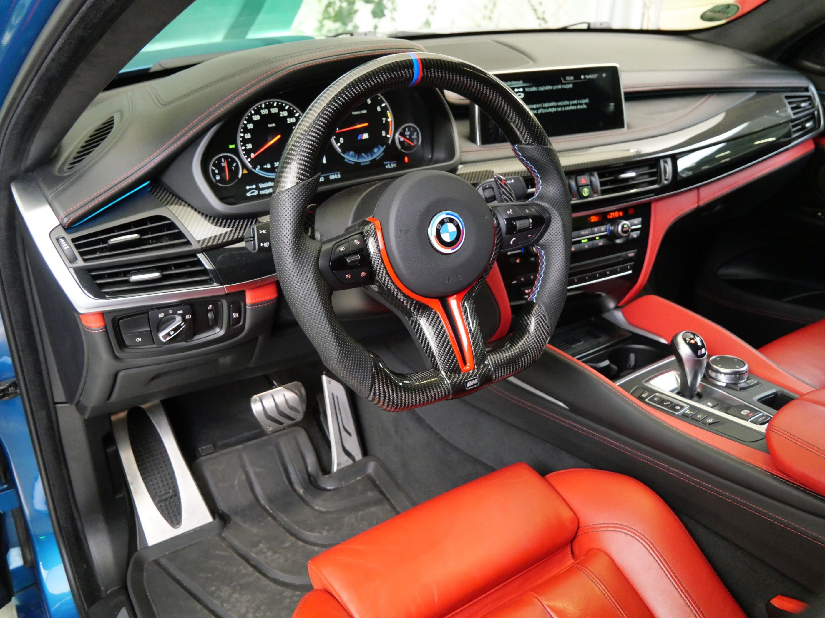 BMW X6, M 4.4 V8 TwinTurbo 423 kW - fotka 5
