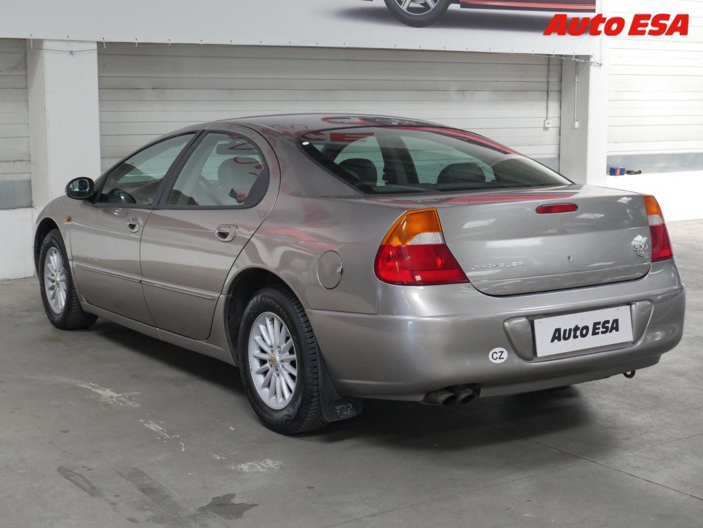 Chrysler 300C, 3.5LV6,2.maj,ČR,AT - fotka 4