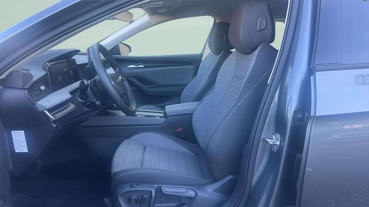 Škoda Superb, liftback Selection 2,0TDI 110k - fotka 6