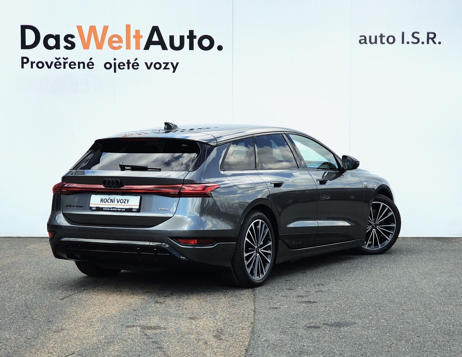 Audi A6 Avant, e-tron 315 kW 100 kWh S-LINE Q - fotka 2