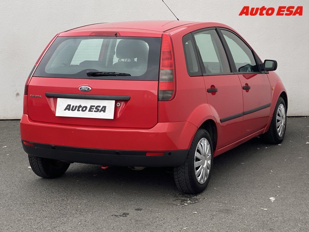 Ford Fiesta, 1.3i,AC - fotka 4