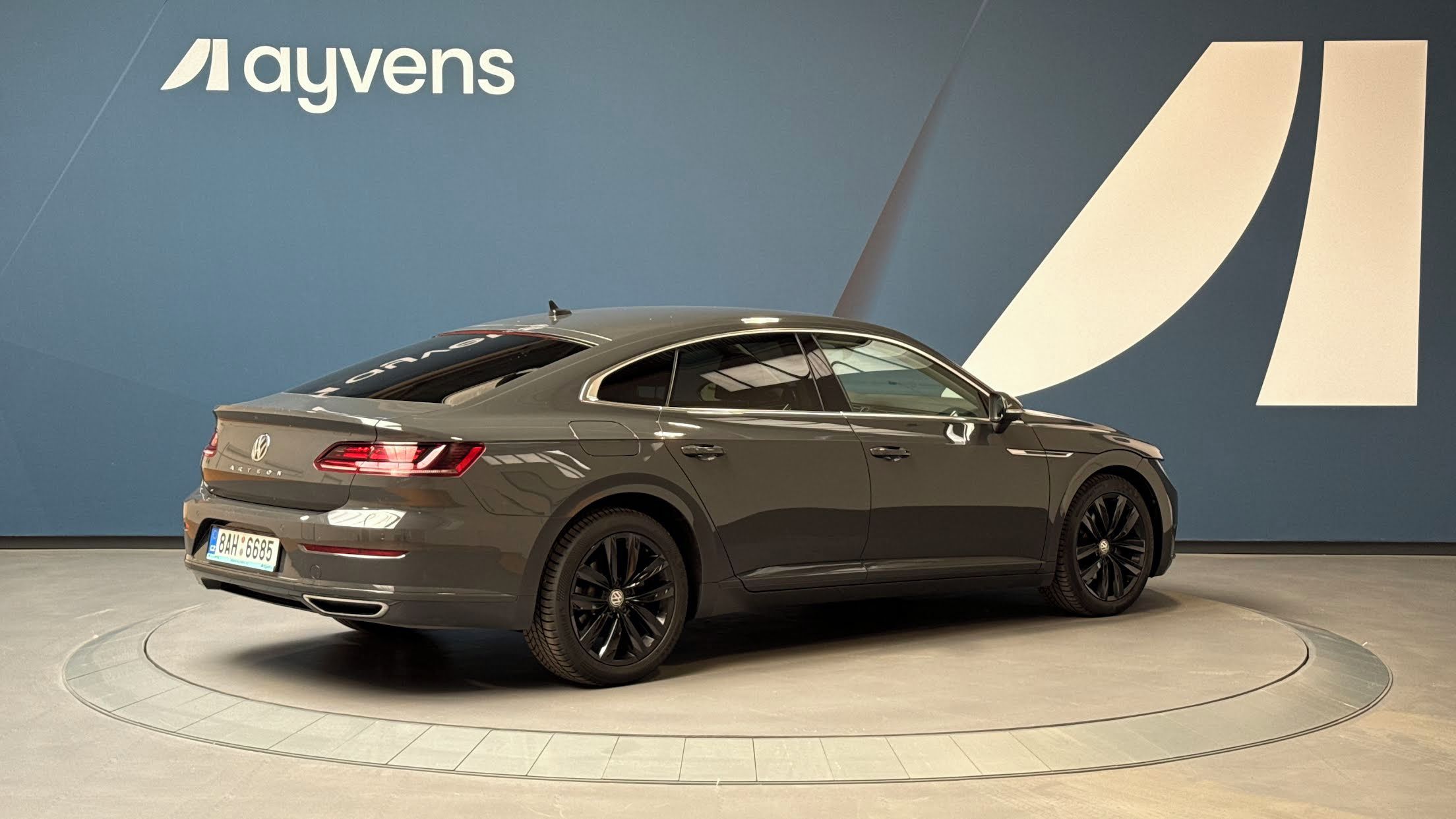 Volkswagen Arteon, 2.0 TDI BMT 140kW DSG - fotka 2