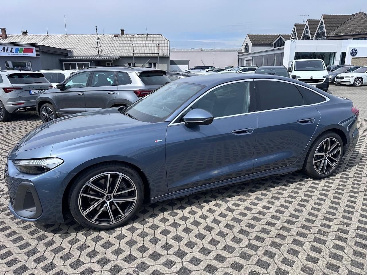 Audi A5, 2,0 TDI aut.4x4 - fotka 5