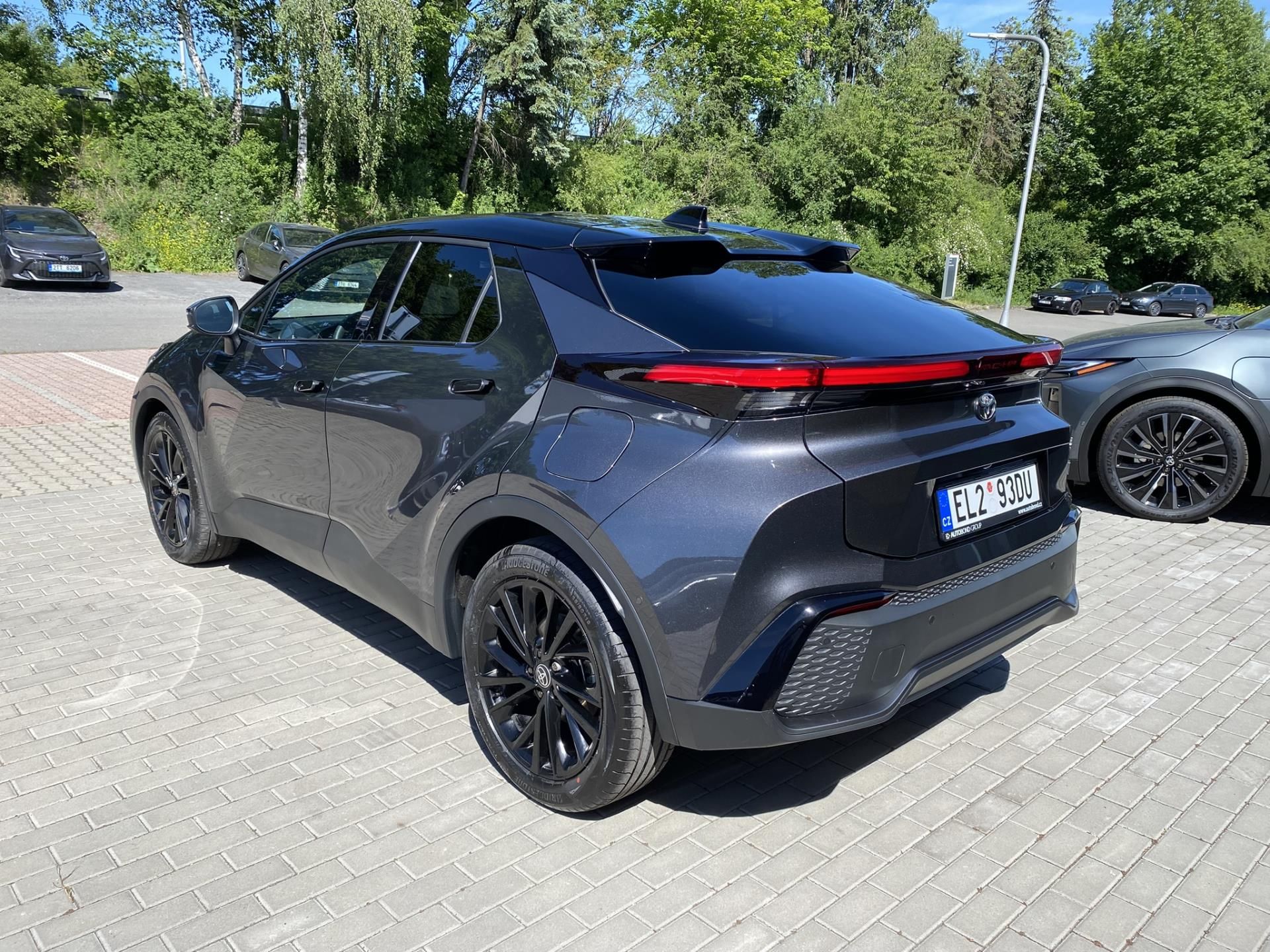 Toyota C-HR, 2.0 PHEV GR SPORT - fotka 4