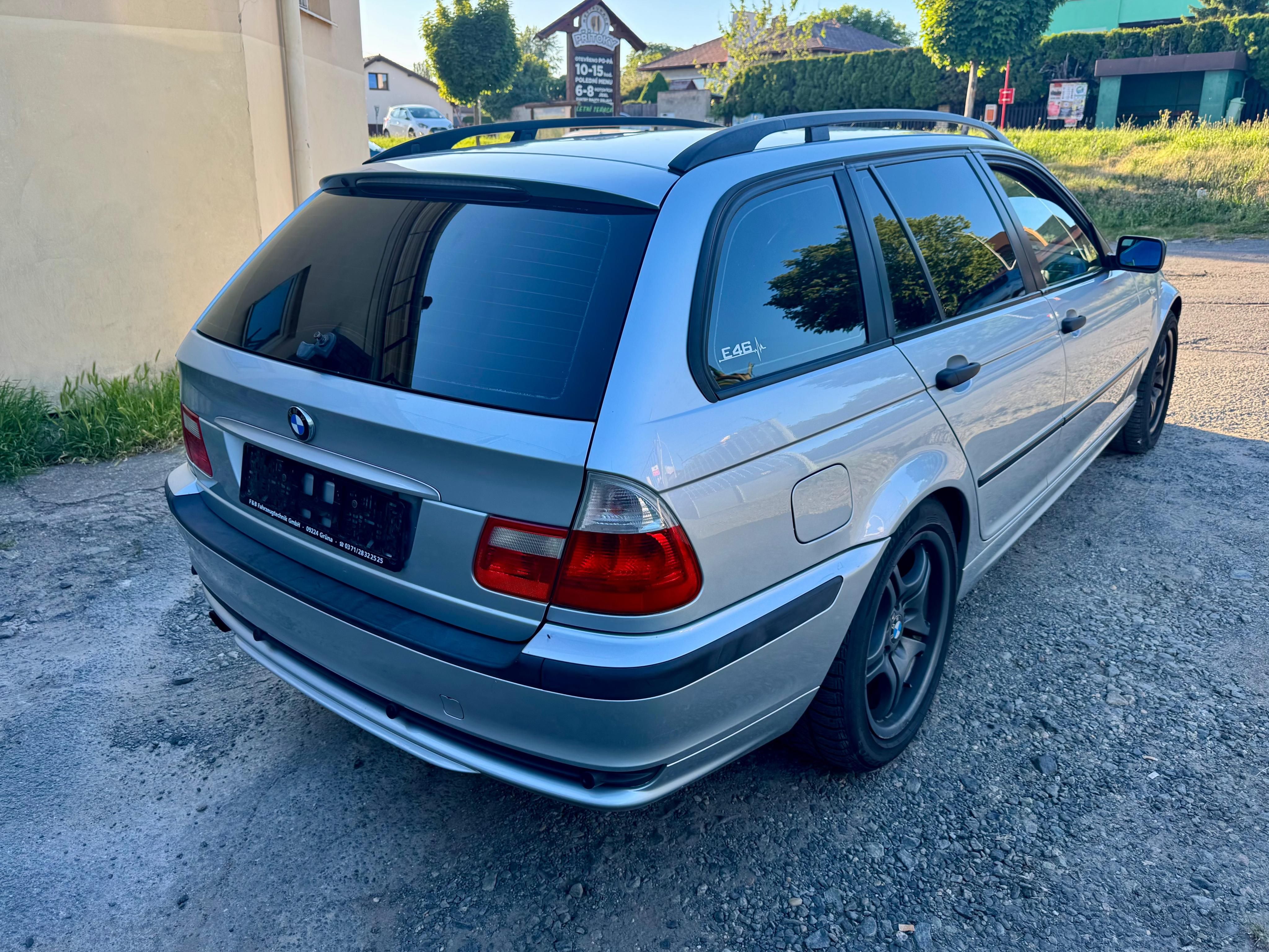 BMW Řada 3, e46 318i 85kW Touring.Navi - fotka 4