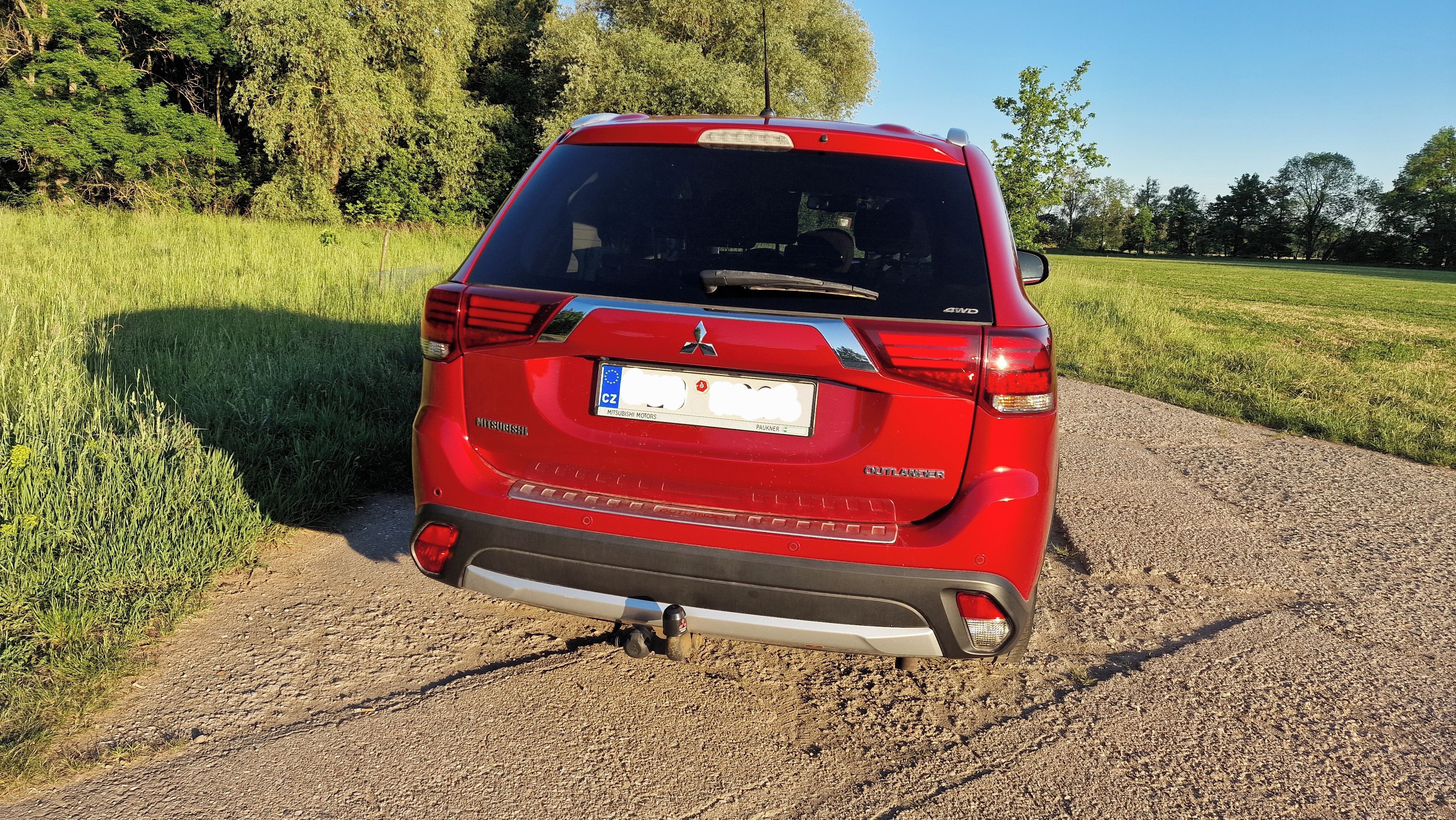 Mitsubishi Outlander, Pravidelný servis,TOP STAV,4x4 - fotka 5