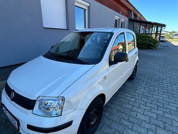1.1 benzín - najeto 94000 km