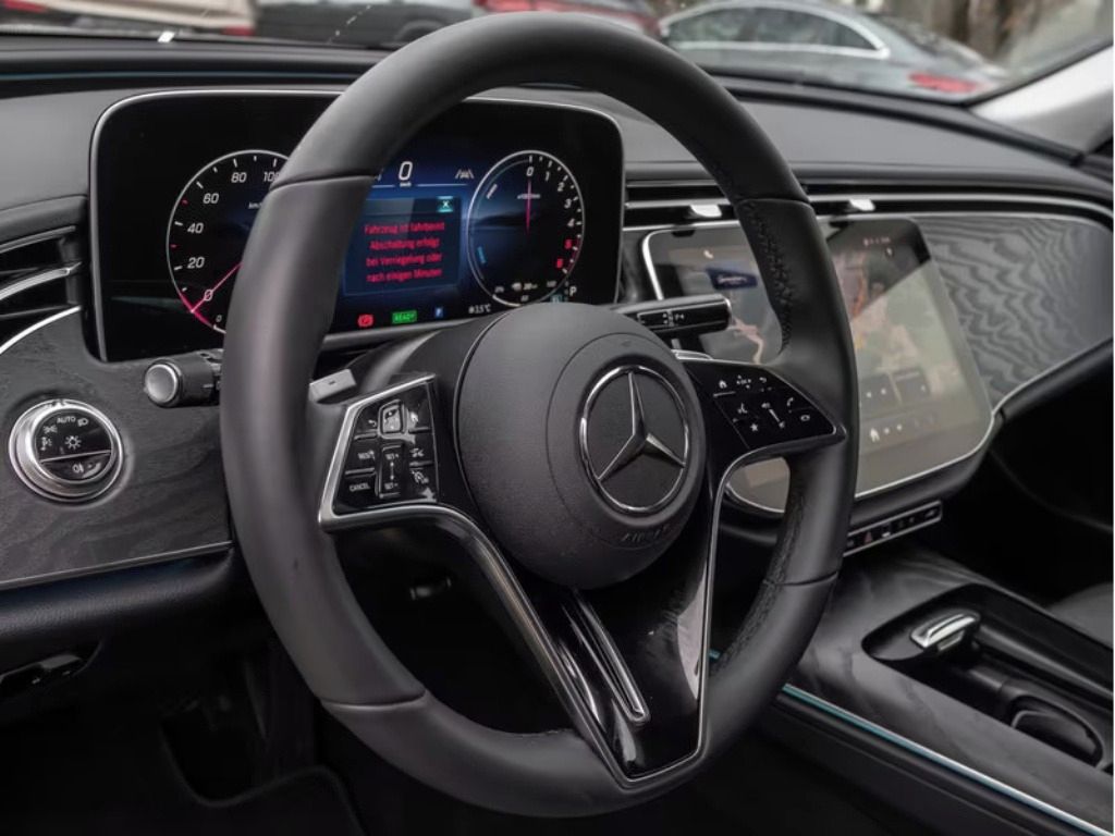 Mercedes-Benz Třídy E, E 300 de T Avantgarde/LED/Cam/ - fotka 6