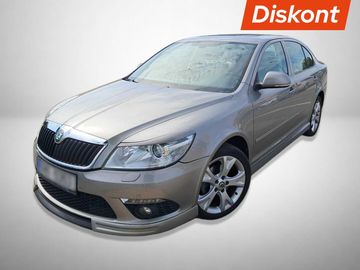 2.0 TDI, Serv.kniha, Xenony