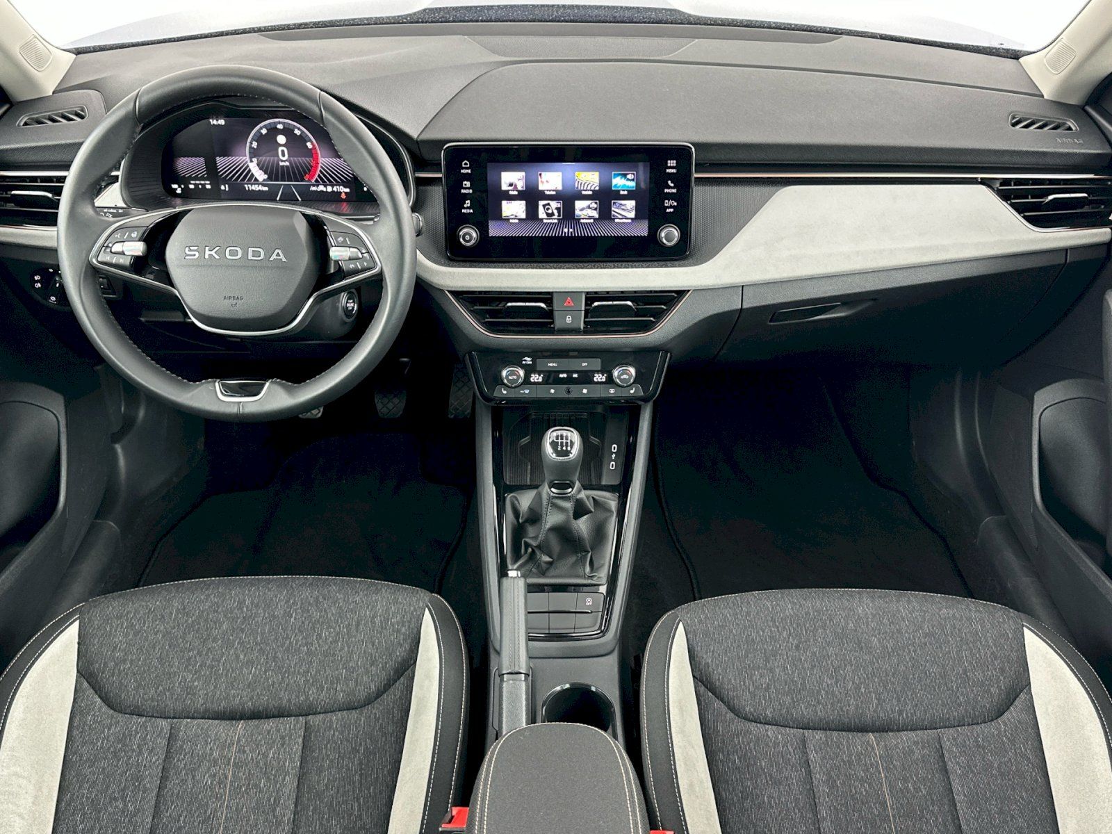Škoda Kamiq, 1.0TSI 85kW Top Selection - fotka 5